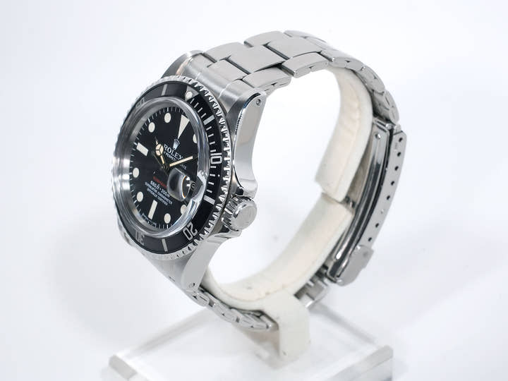 Rolex Submariner Date Ref. 1680 Stainless Steel Black Dial Used ewtp9dfw