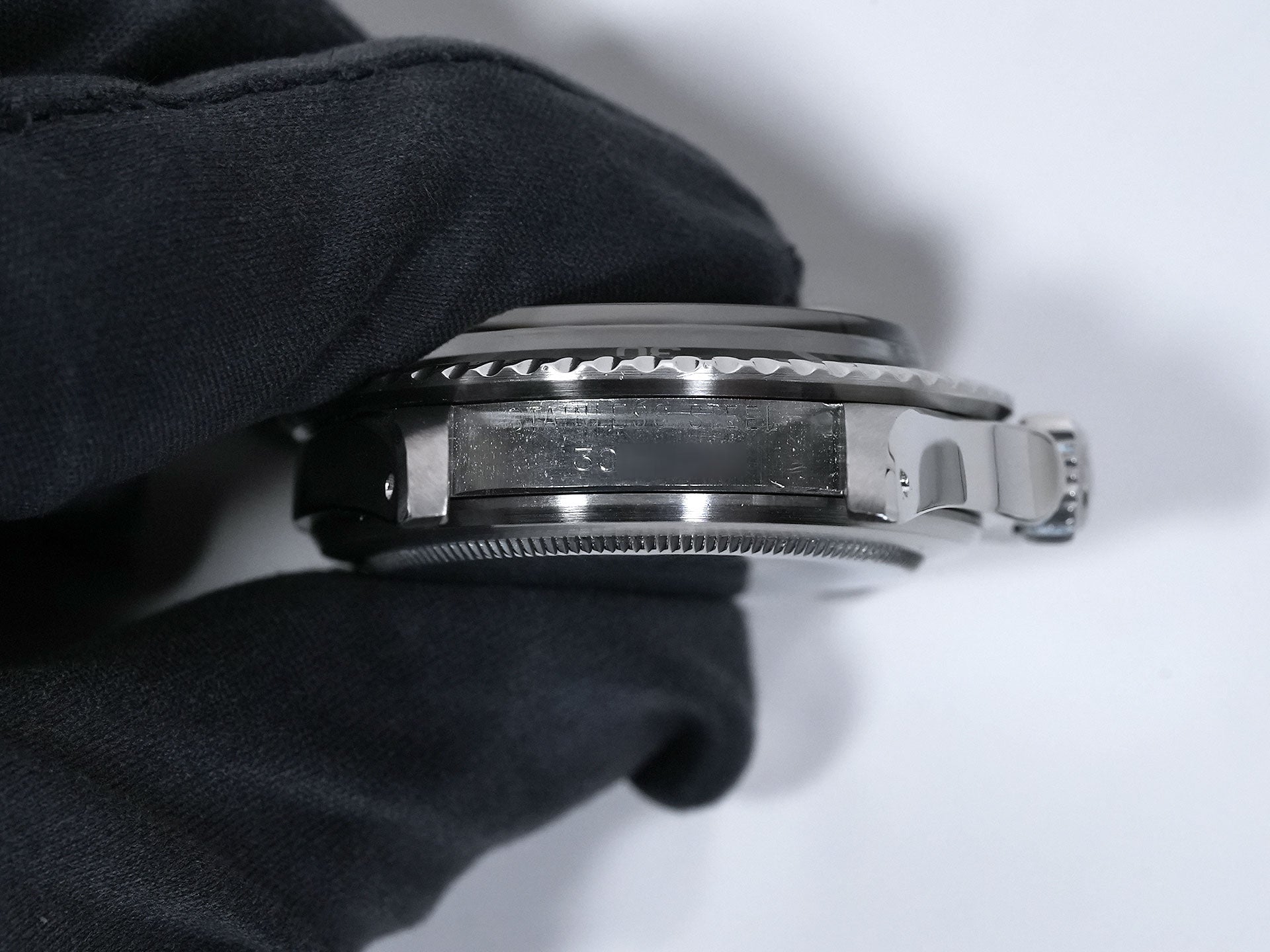 Rolex Submariner Date Ref. 1680 Stainless Steel Black Dial Used ewtp9dfw