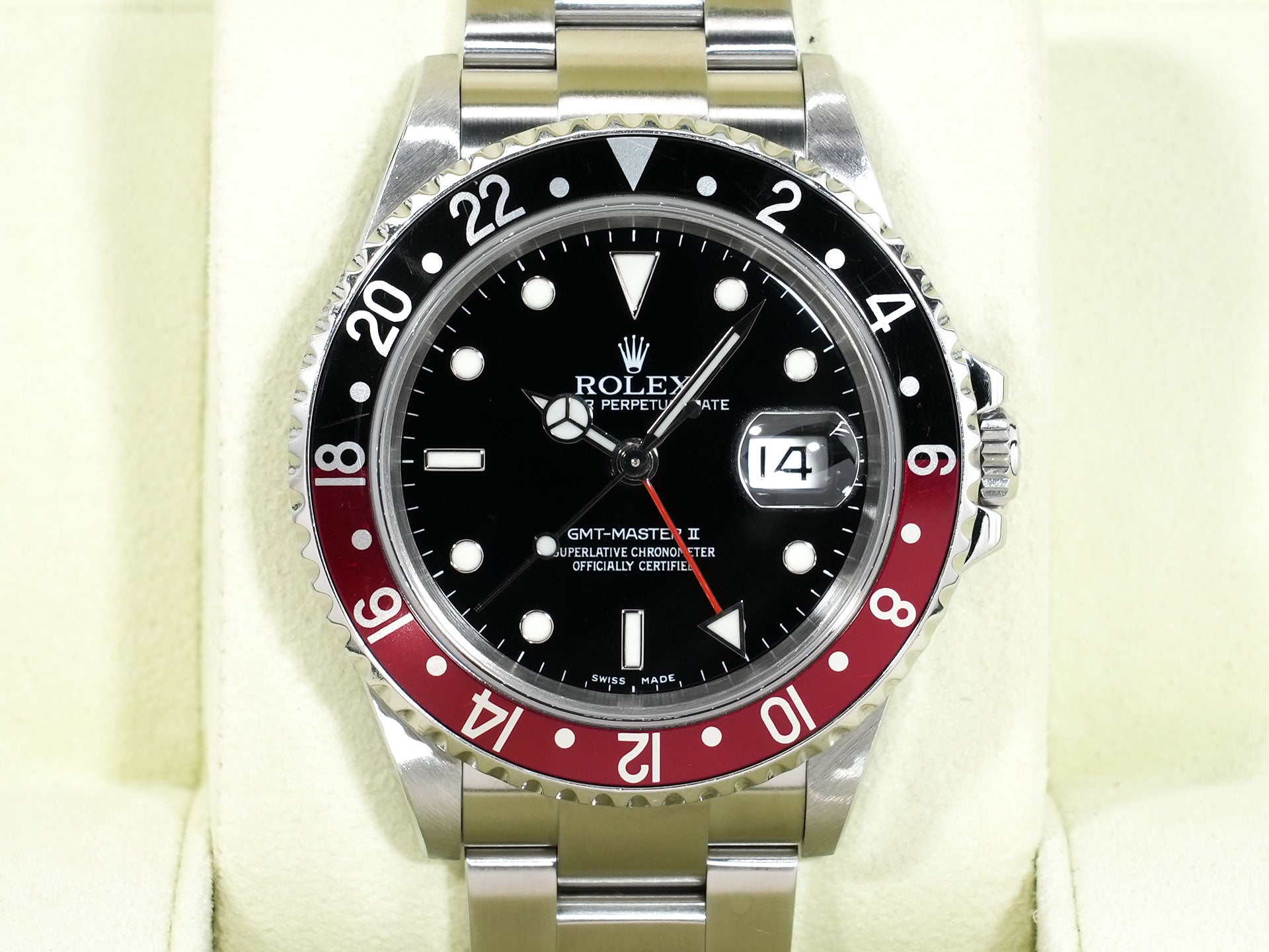 Rolex GMT-Master II Ref. 16710 Stainless Steel Black Dial Oyster Bracelet Used d3onr32q