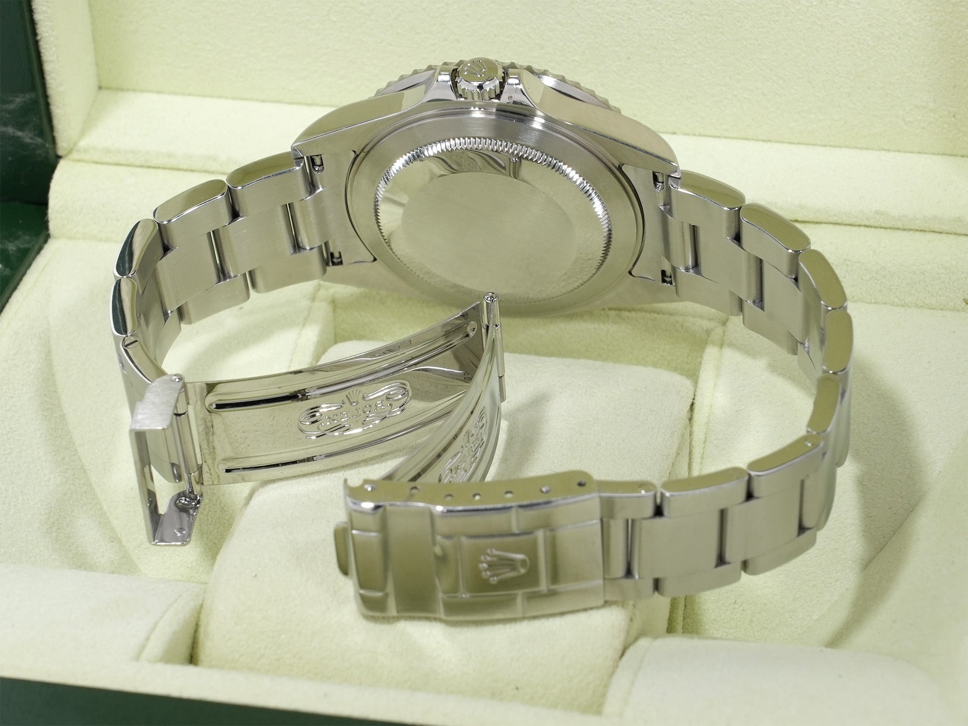 Rolex GMT-Master II Ref. 16710 Stainless Steel Black Dial Oyster Bracelet Used ppv8q5dv