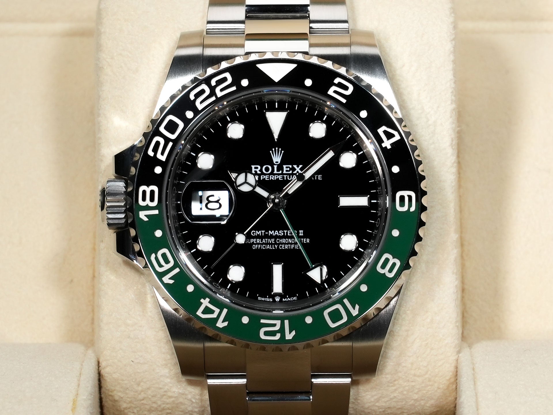 Rolex GMT-Master II Ref.126720VTNR Stainless Steel Black Dial Oyster Bracelet Excellent Condition 2hw2ykig