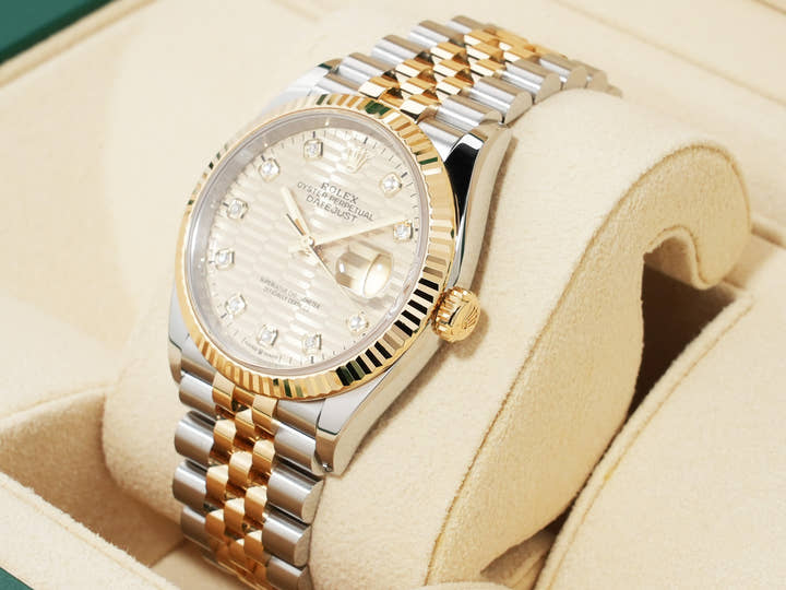 Rolex Datejust 36 Ref. 126233 Stainless Steel/Yellow Gold Fluted Motif x 10P Diamond Dial Jubilee Bracelet Excellent Condition 56rcrd3h
