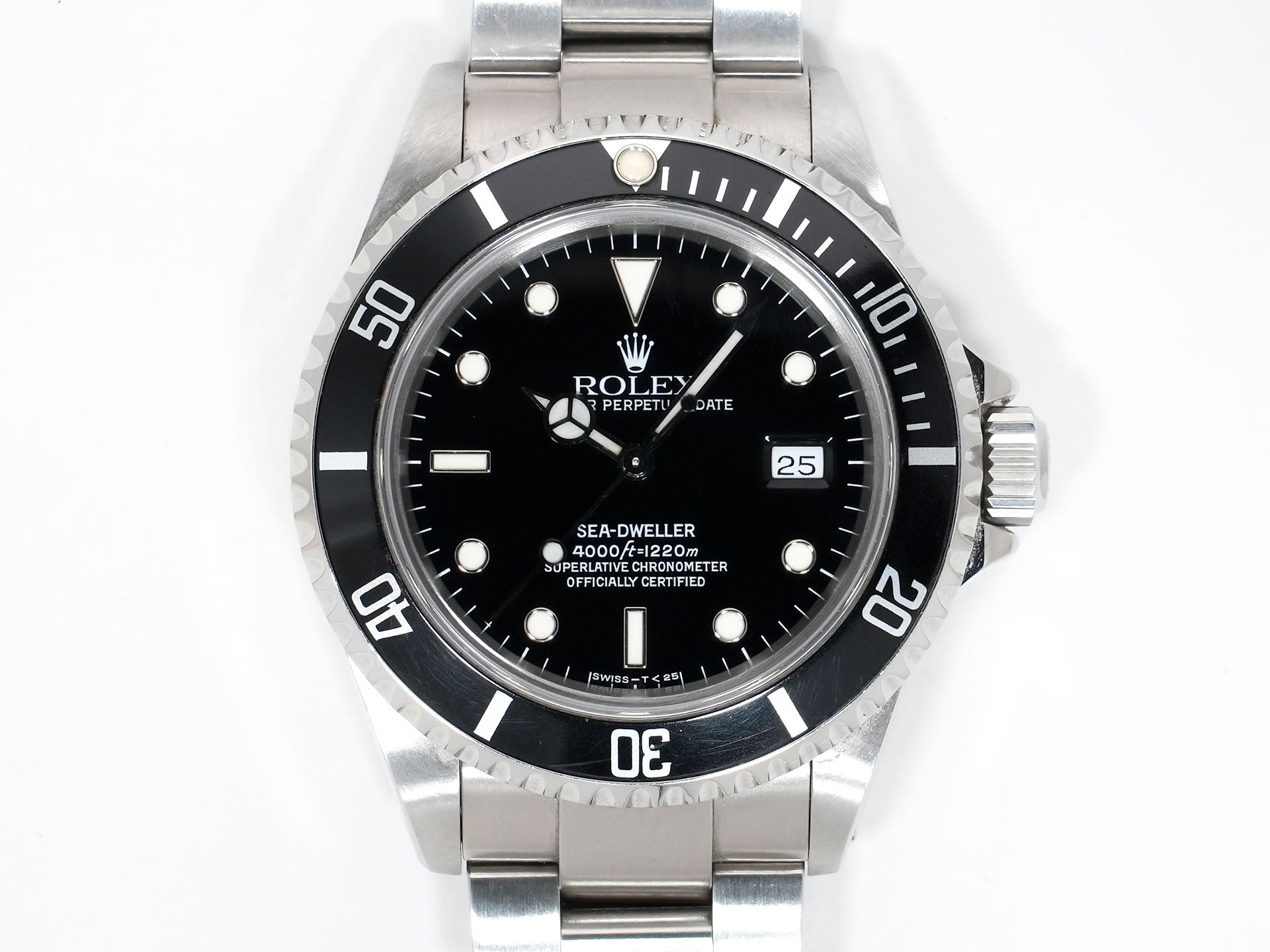 Rolex Sea-Dweller Ref.16600 Stainless Steel Black Dial Pre-owned bo956a2q