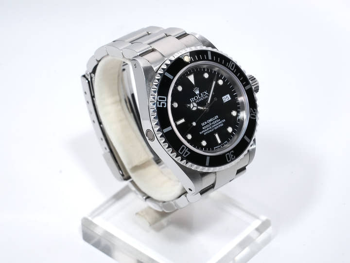 Rolex Sea-Dweller Ref.16600 Stainless Steel Black Dial Pre-owned bo956a2q