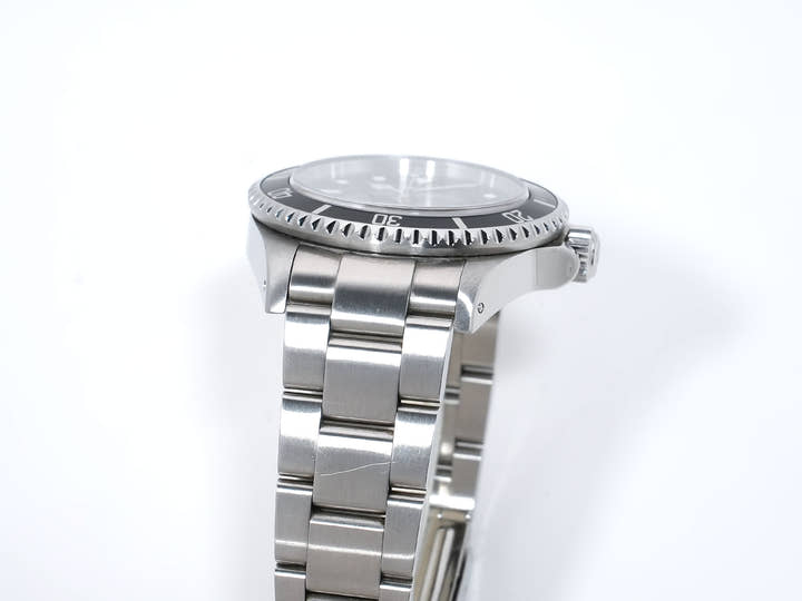 Rolex Sea-Dweller Ref.16600 Stainless Steel Black Dial Pre-owned bo956a2q