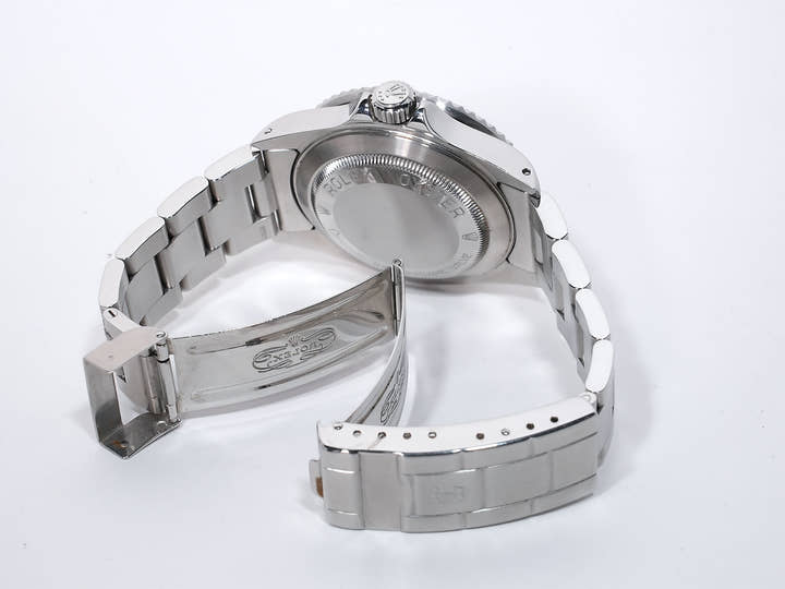 Rolex Sea-Dweller Ref.16600 Stainless Steel Black Dial Pre-owned bo956a2q