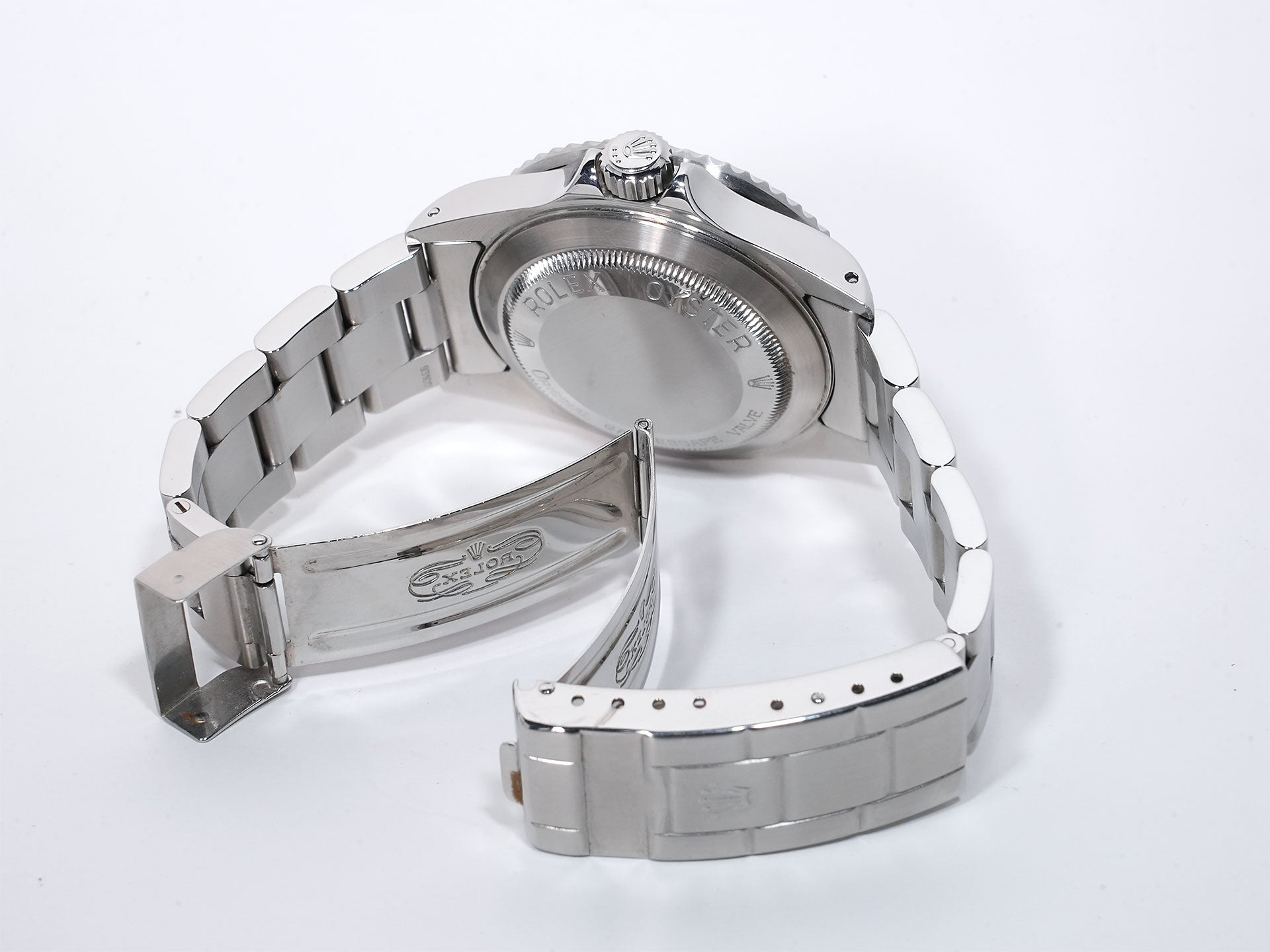 Rolex Sea-Dweller Ref.16600 Stainless Steel Black Dial Pre-owned bo956a2q