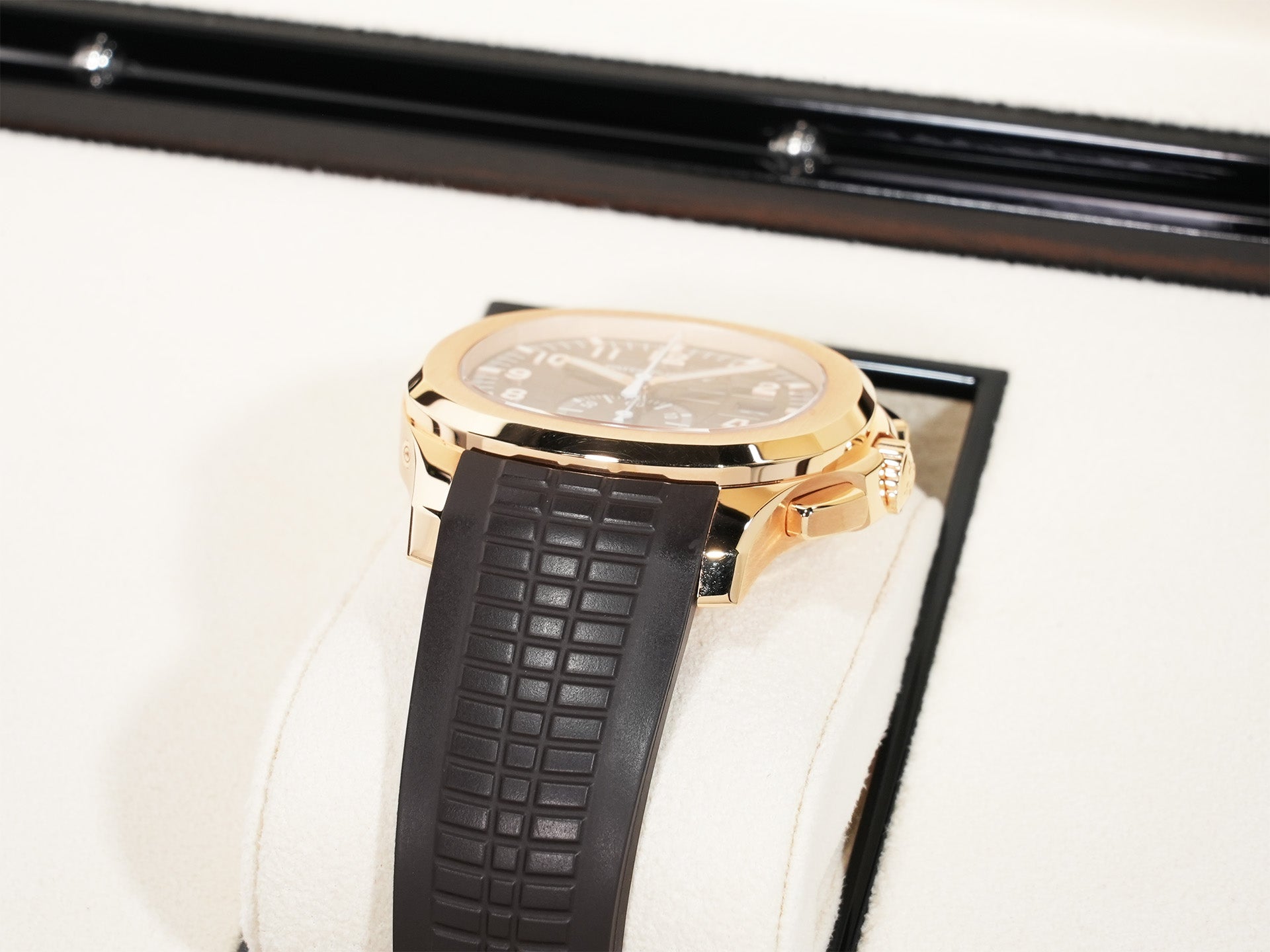 パテックフィリップ アクアノート クロノグラフ Ref.5968R-001 ローズゴールド ブラウン ソレイユ文字盤 中古 4fwjrrjq