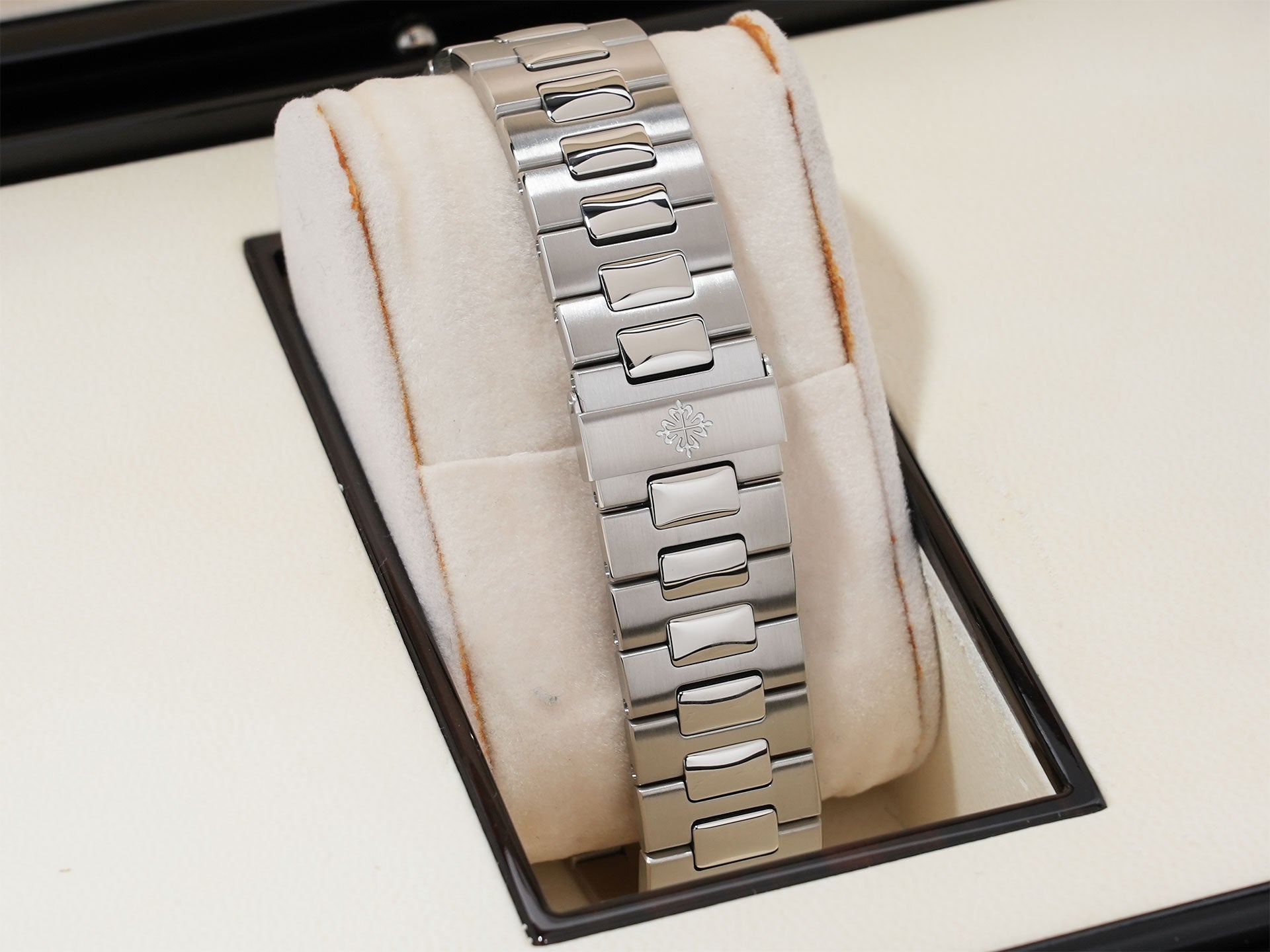 パテックフィリップ ノーチラス Ref.5711/1A-001 ステンレススチール ブルー文字盤 美品 7gmw7d45
