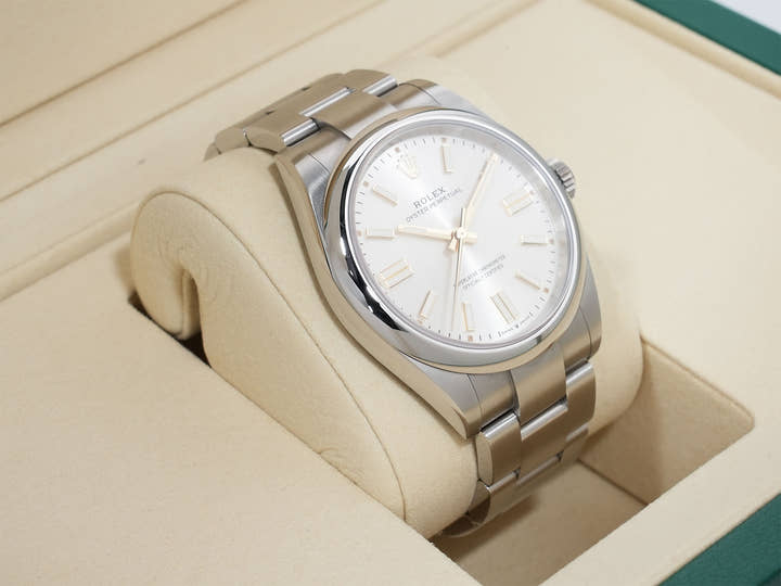 ロレックス オイスターパーペチュアル41 Ref.134300 ステンレススチール シルバー文字盤 中古 7nivwkri