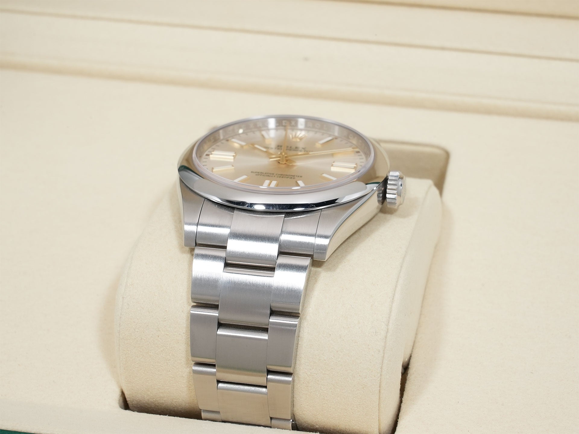 ロレックス オイスターパーペチュアル41 Ref.134300 ステンレススチール シルバー文字盤 中古 7nivwkri
