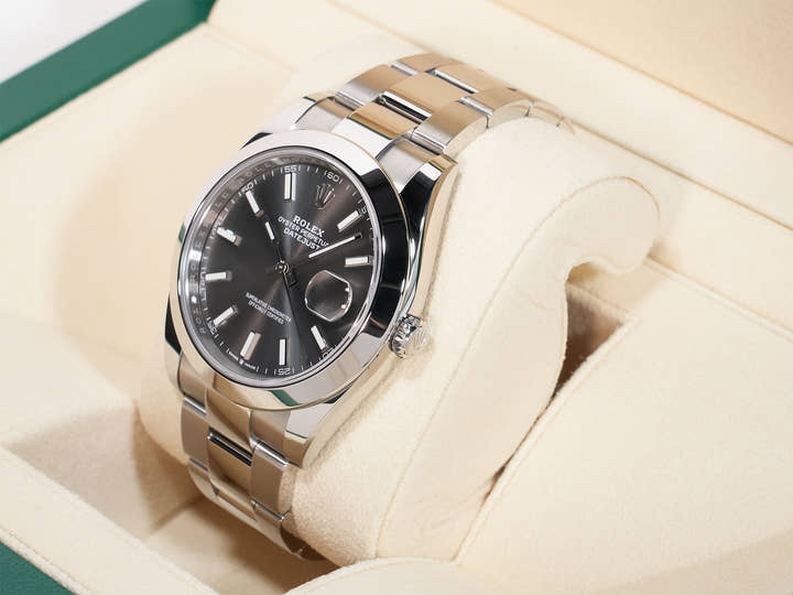 ロレックス デイトジャスト41 Ref.126300 ステンレススチール スレート文字盤 オイスターブレスレット 美品 eap3ee98