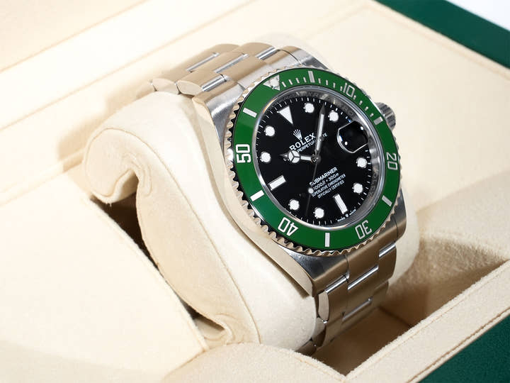 ロレックス サブマリーナー デイト Ref.126610LV ステンレススチール ブラック文字盤 中古 rtnsws7m