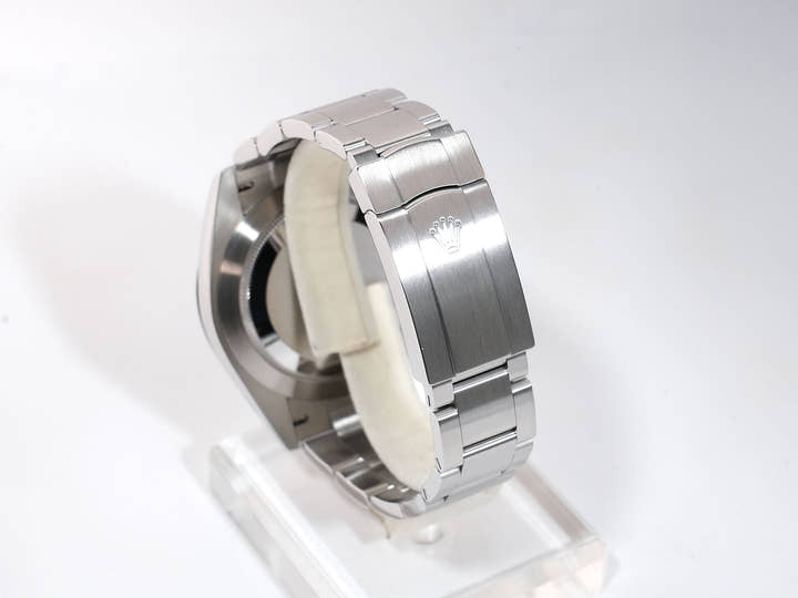 ロレックス オイスターパーペチュアル41 Ref.124300 ステンレススチール グリーン文字盤 中古 5bakgybx