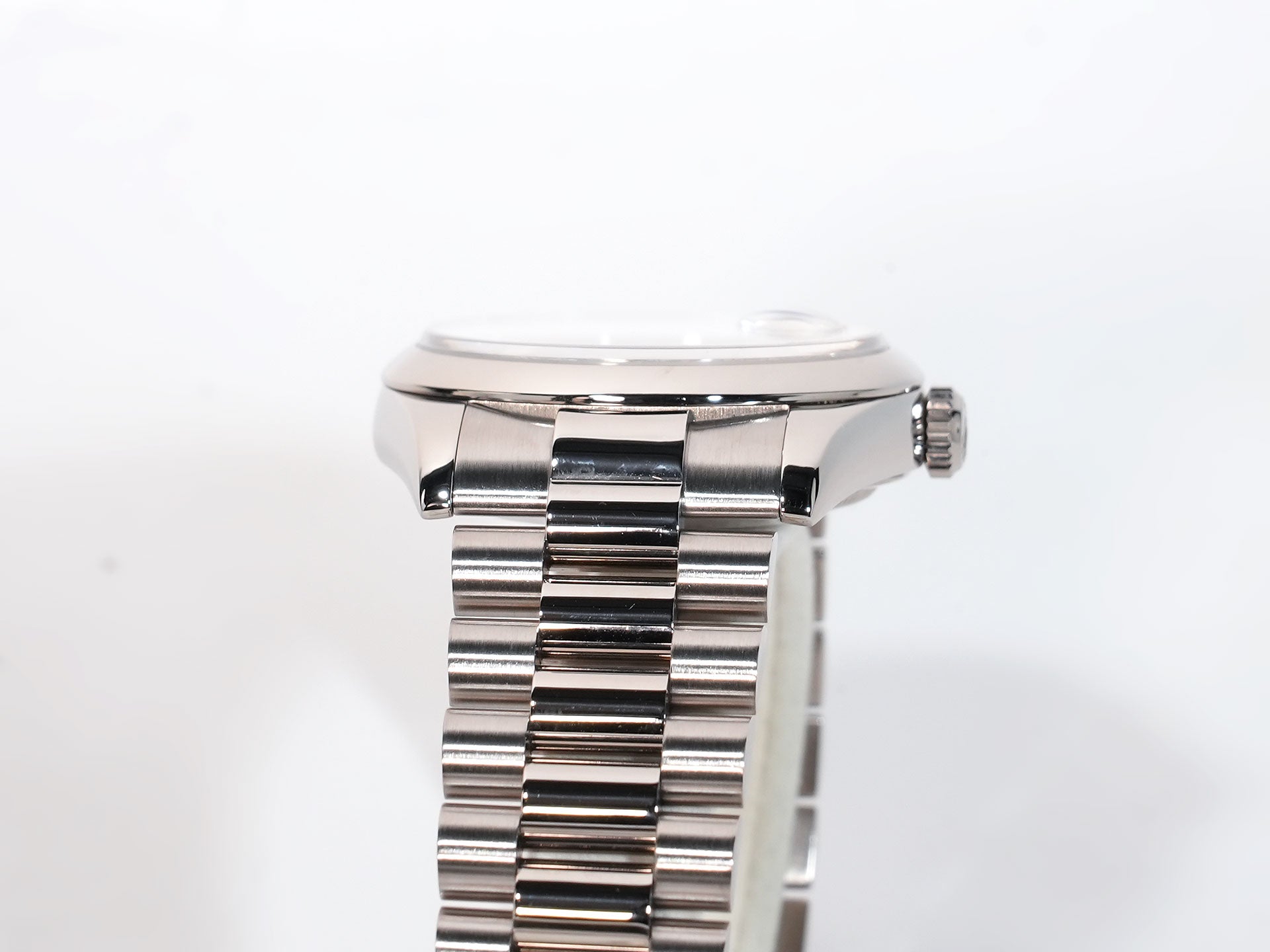 ロレックス デイデイト36 Ref.118209 ホワイトゴールド シルバー文字盤 中古 co6yg424