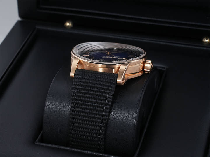 Audemars Piguet CODE 11.59 by Audemars Piguet Ref.15210OR.OO.A028CR.01 Pink Gold Smoked Blue Lacquer Dial Pre-Owned 29yeghp3