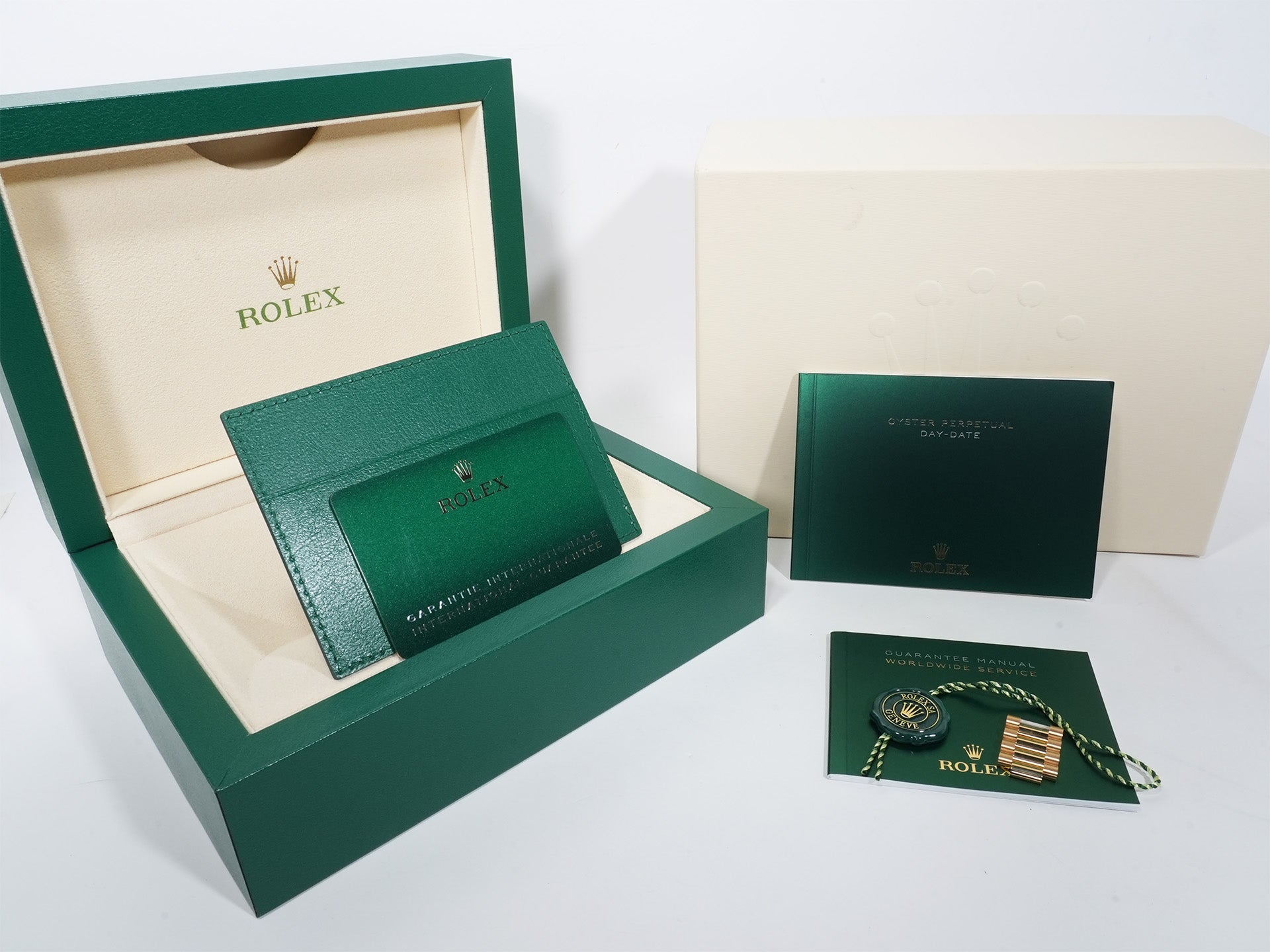 ロレックス デイデイト40 Ref.228238 イエローゴールド ホワイトローマン文字盤 美中古 ncnfhb6s