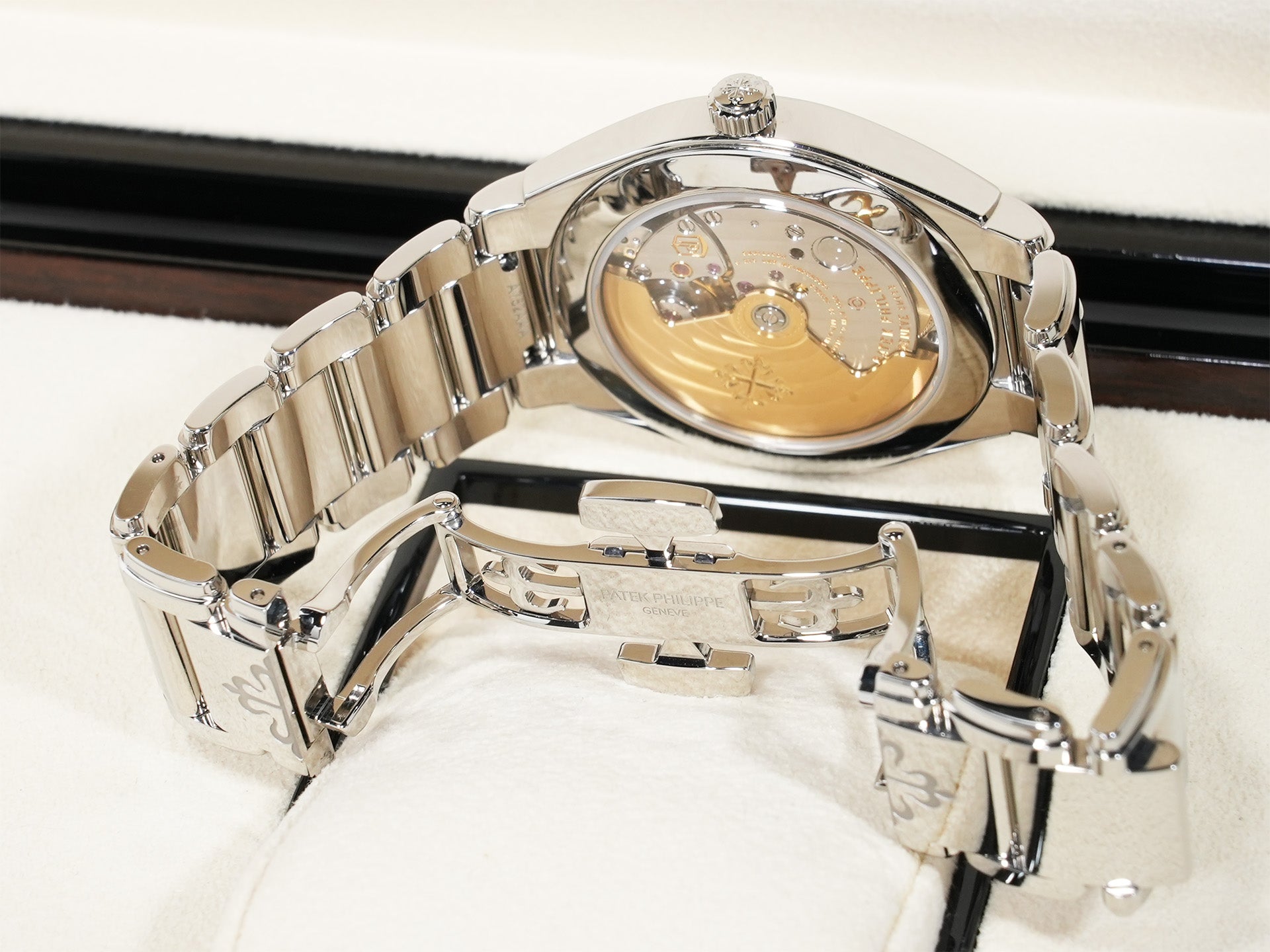 パテックフィリップ Twenty-4 Ref.7300/1200A-001 ステンレススチール ブルーソレイユ文字盤 中古 2wggsc2p