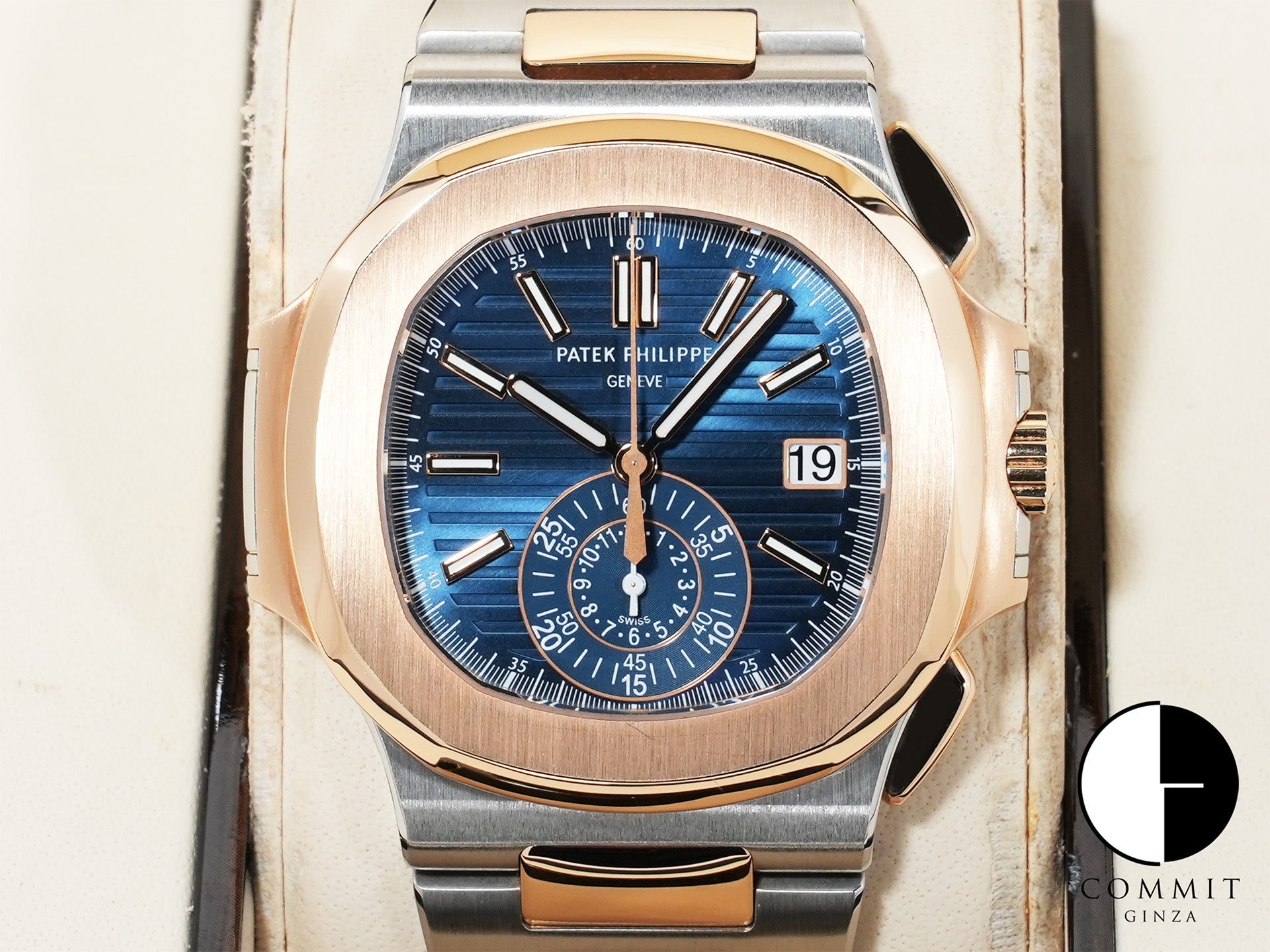パテックフィリップ ノーチラス クロノグラフ Ref.5980/1AR-001 ステンレススチール/ローズゴールド ブルー文字盤 中古 der2f5mw