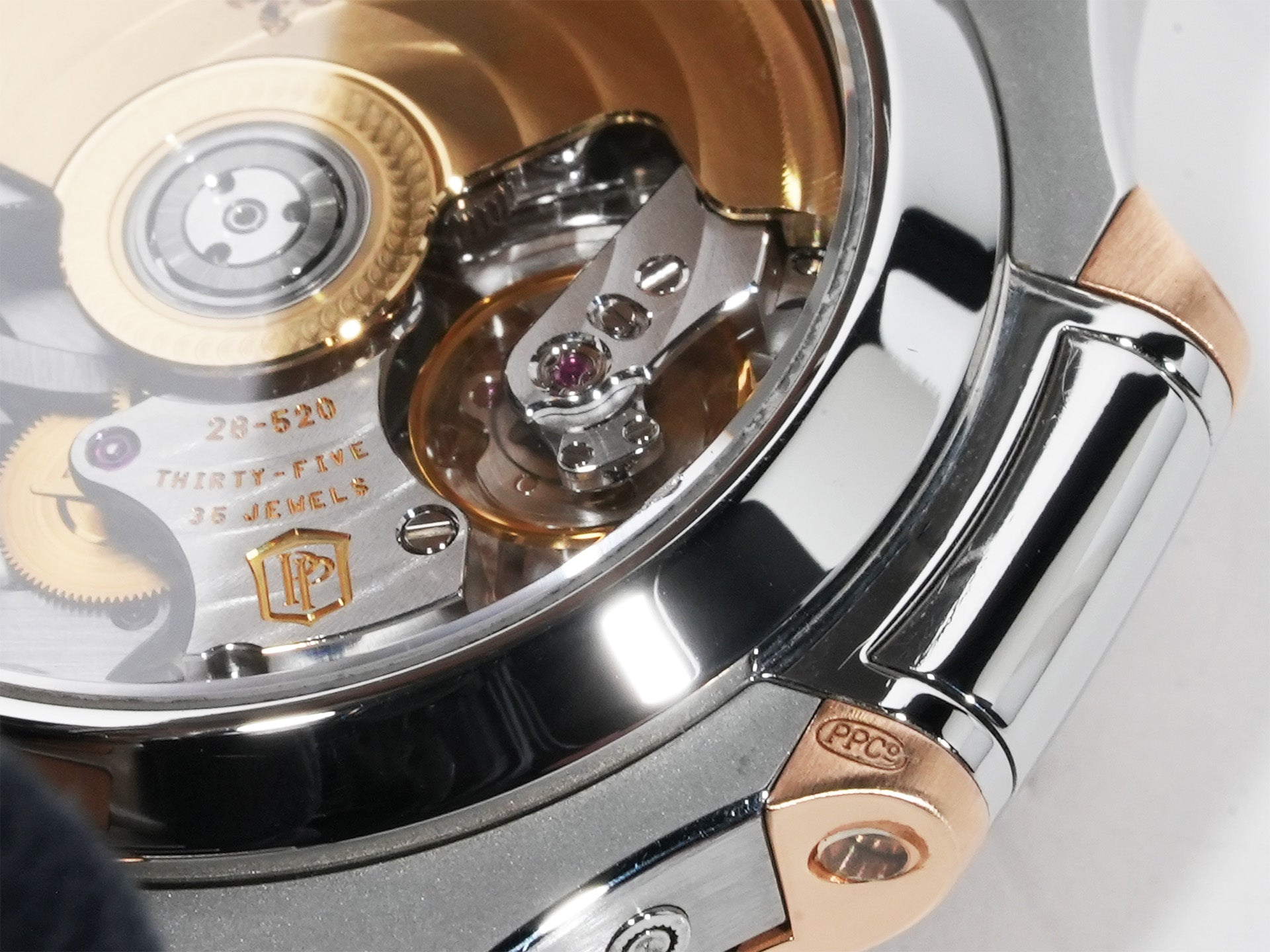 パテックフィリップ ノーチラス クロノグラフ Ref.5980/1AR-001 ステンレススチール/ローズゴールド ブルー文字盤 中古 der2f5mw