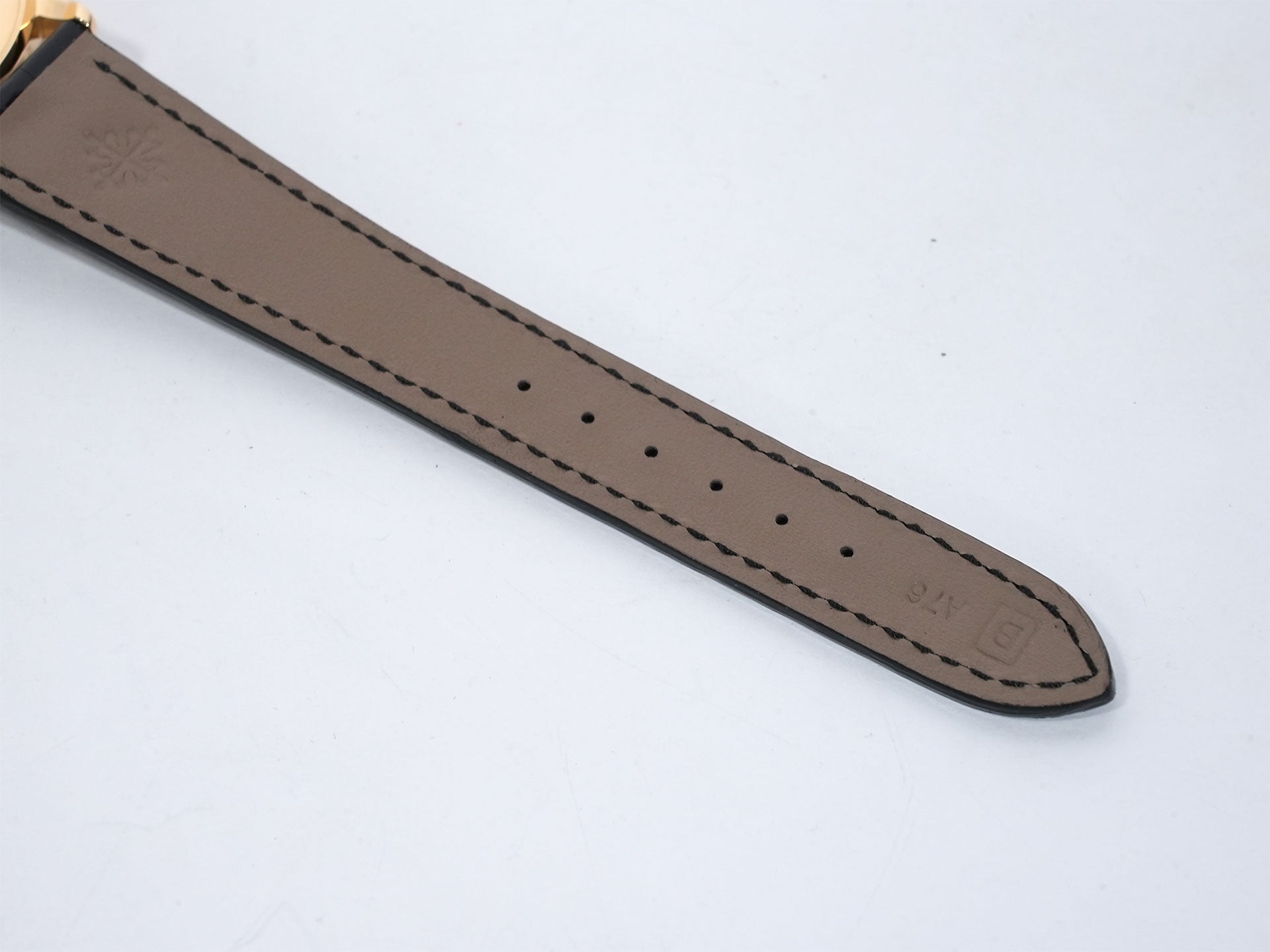 パテックフィリップ カラトラバ Ref.5096J イエローゴールド シルバー文字盤 美品 4nqxzuku