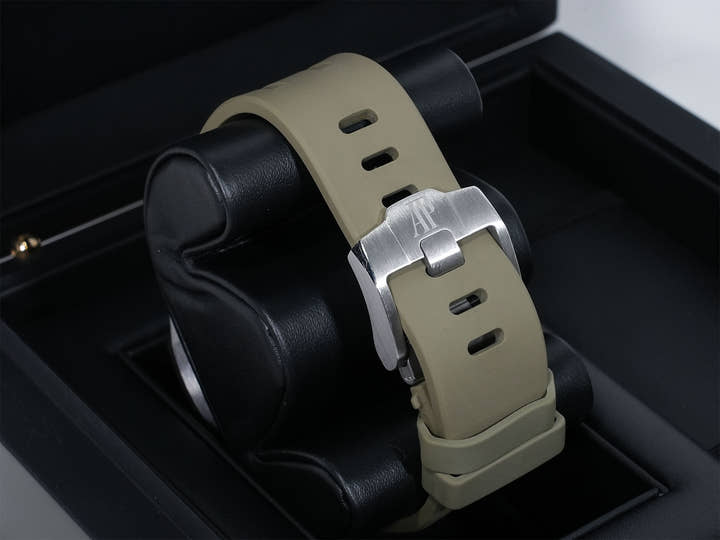 オーデマピゲ ロイヤルオーク オフショア クロノグラフ Ref.26420SO.OO.A600CA.01 ステンレススチール スモークブラウン文字盤 中古 9wtaxrav