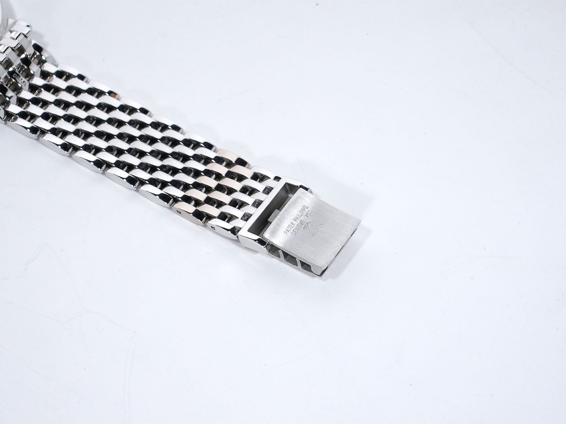 パテックフィリップ カラトラバ Ref.5120/1G-001 ホワイトゴールド シルバー文字盤 中古 4kjjzys5