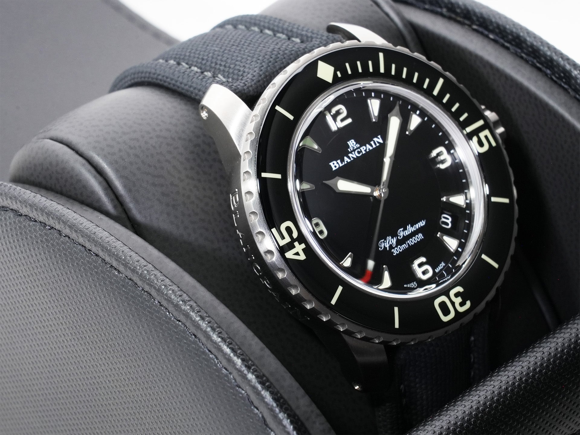 Blancpain Fifty Fathoms Ref. 5015 12B30 B52B Titanium Black Dial Excellent Condition zuhjcg38