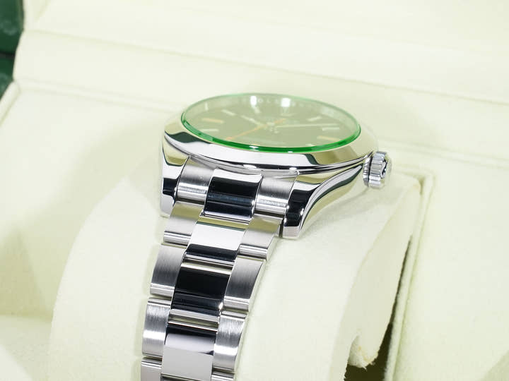 Rolex Milgauss Ref.116400GV Stainless Steel Black Dial Excellent Condition 478ce3ra