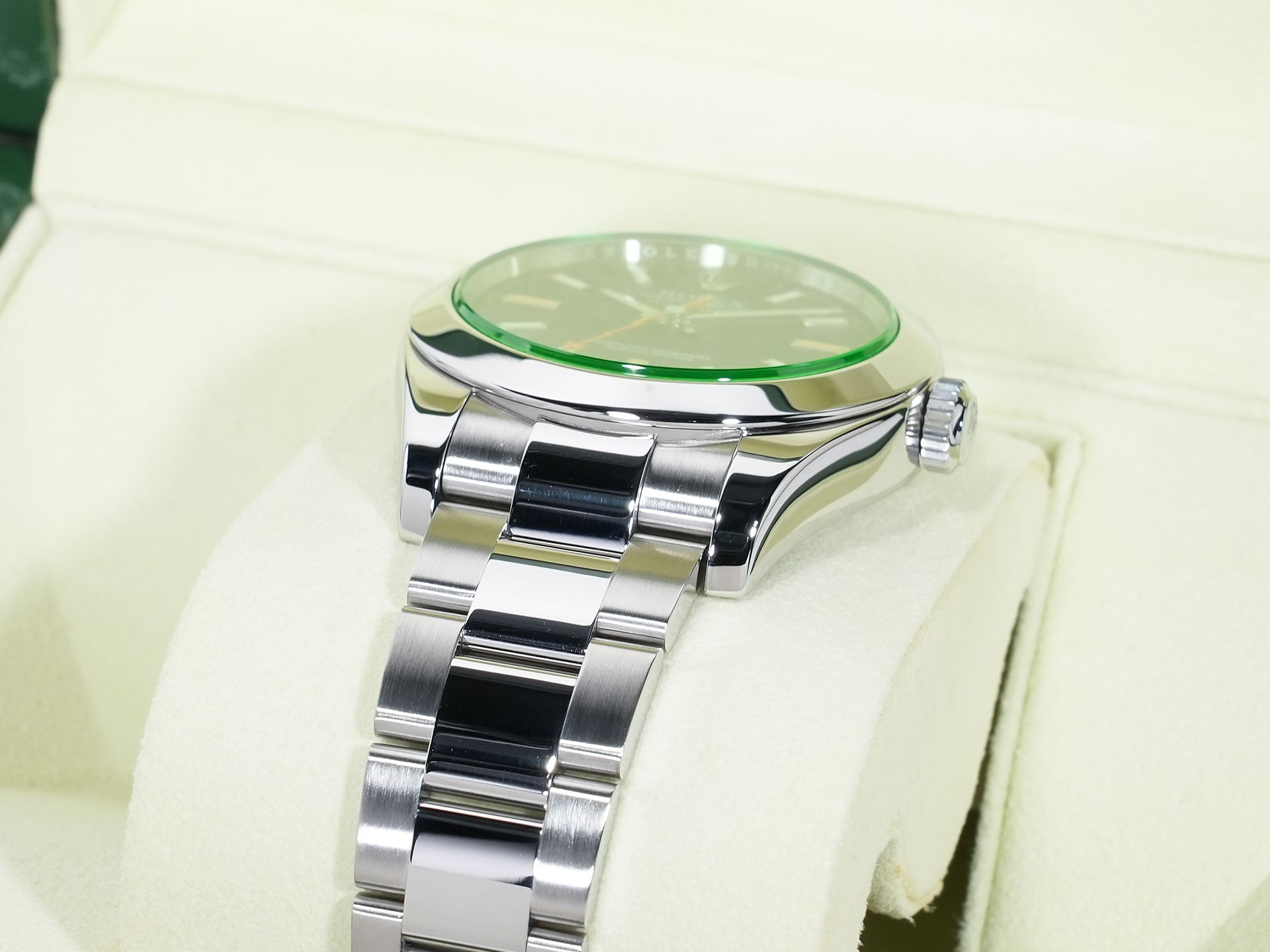 Rolex Milgauss Ref.116400GV Stainless Steel Black Dial Excellent Condition 478ce3ra