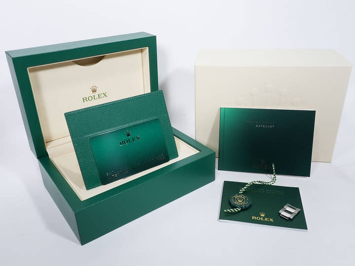 Rolex Datejust 41 Ref. 126334 Stainless Steel/White Gold Mint Green Dial Oyster Bracelet Pre-owned d2cgxfpk