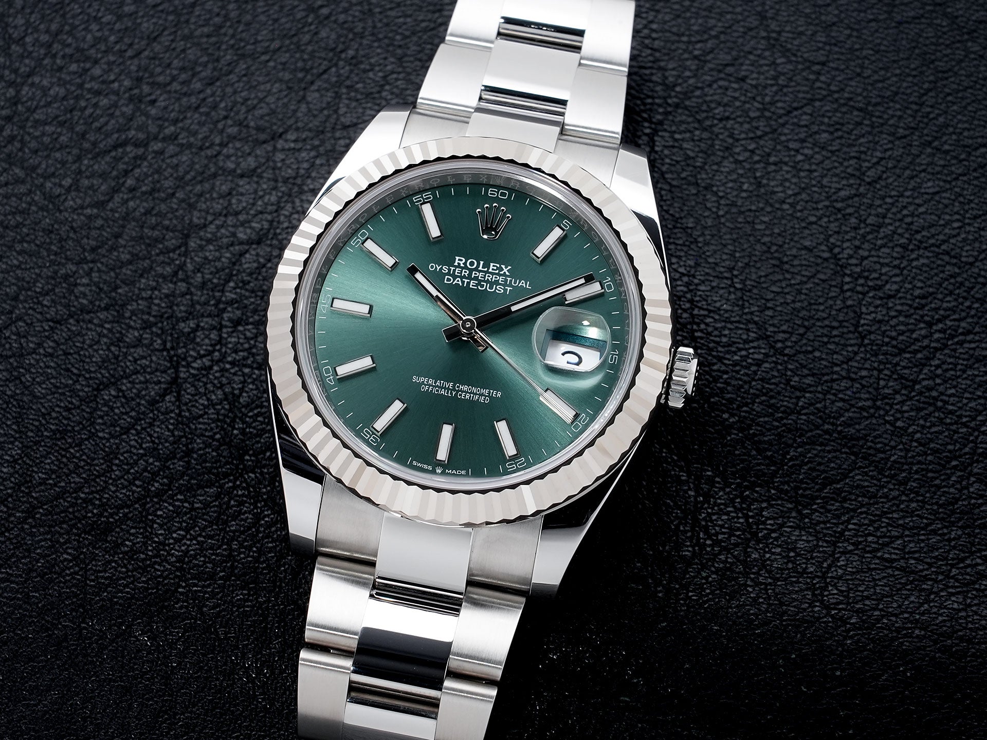 Rolex Datejust 41 Ref. 126334 Stainless Steel/White Gold Mint Green Dial Oyster Bracelet Pre-owned d2cgxfpk
