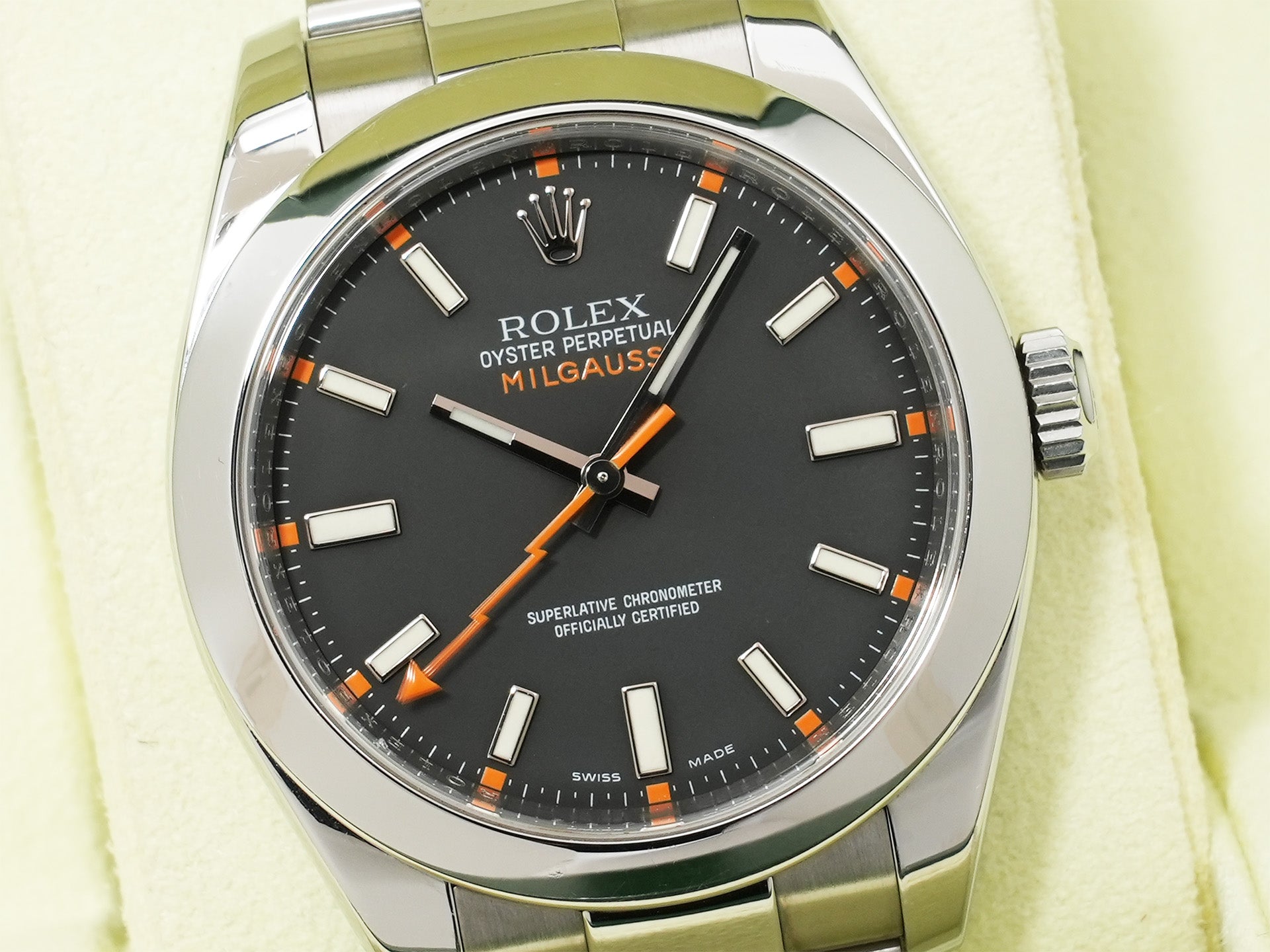 Rolex Milgauss Ref.116400 Stainless Steel Black Dial Used e6wsdpmy