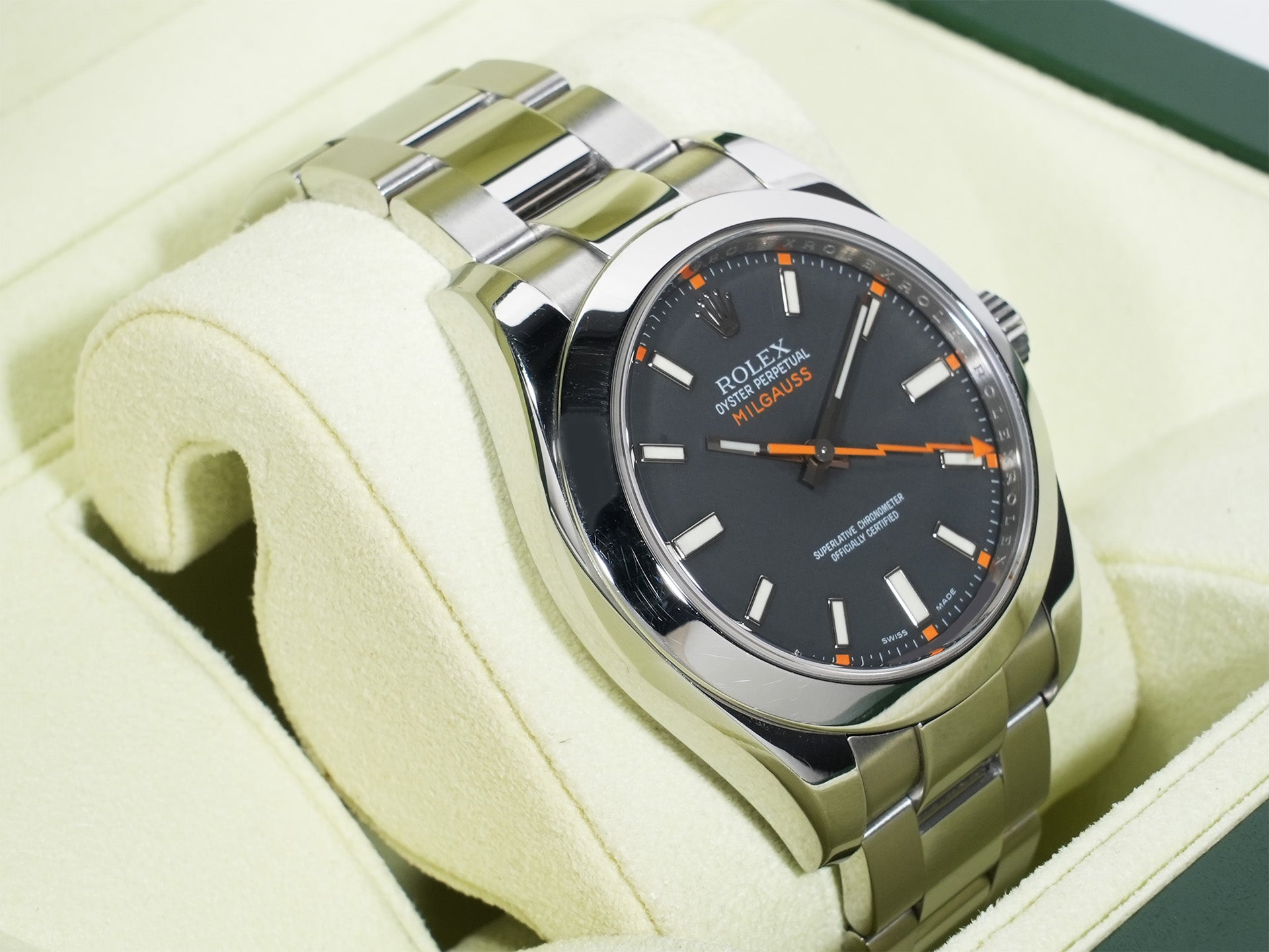 Rolex Milgauss Ref.116400 Stainless Steel Black Dial Used e6wsdpmy