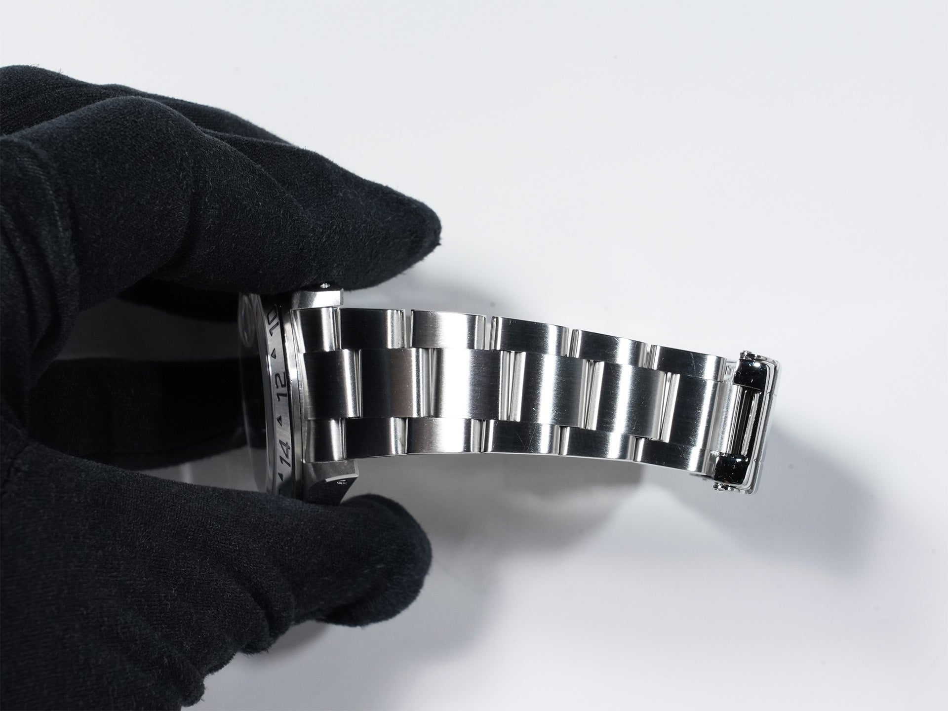 Rolex Explorer II Ref. 16570 Stainless Steel Black Dial Oyster Bracelet Used zx7ih7js