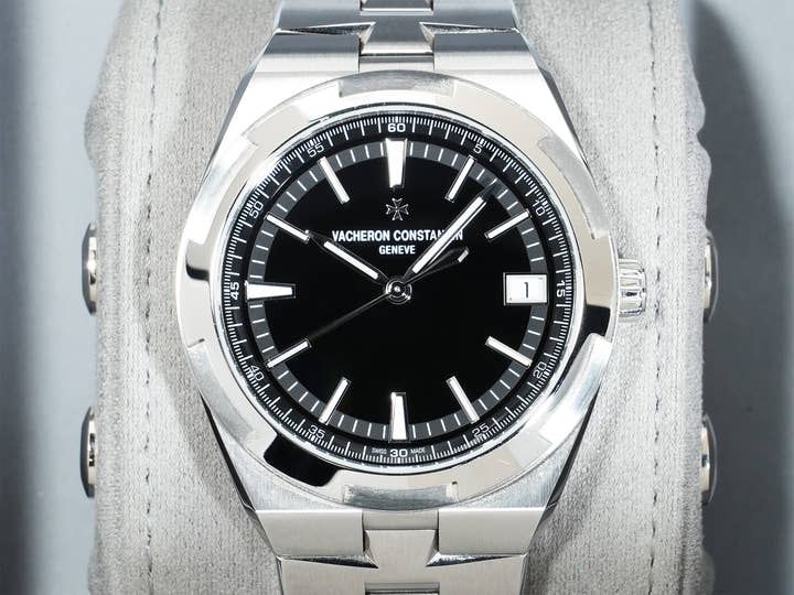 ヴァシュロンコンスタンタン オーヴァーシーズ オートマティック Ref.4520V/210A-B483 ステンレススチール ブラック文字盤 中古 8ga68uww