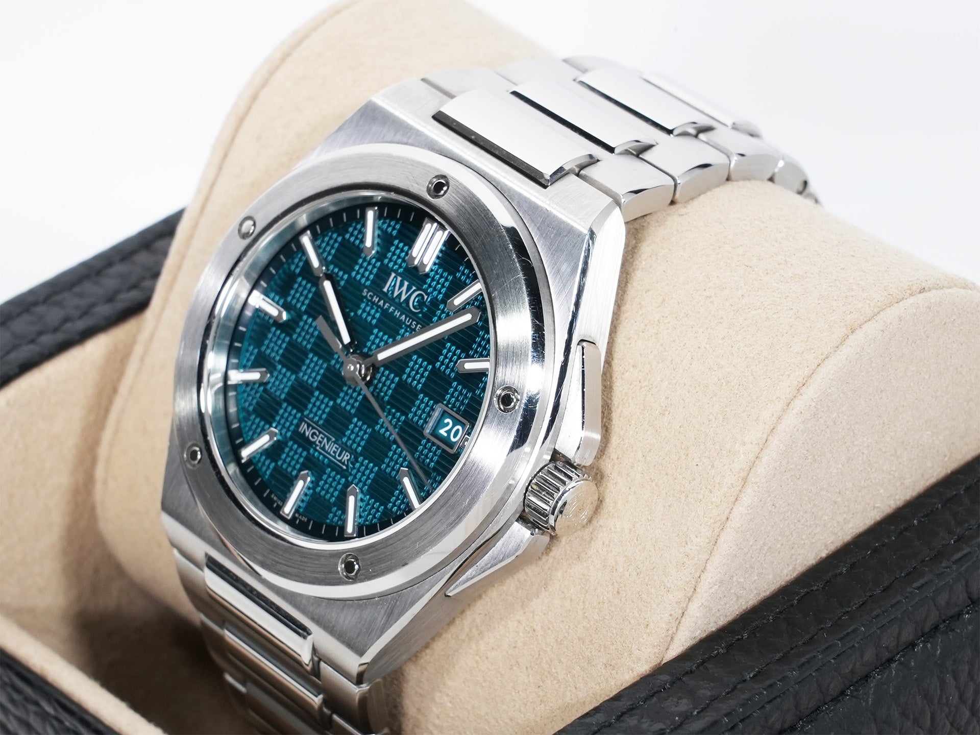 IWC インヂュニア オートマティック 40 Ref.IW328903 ステンレススチール グリーン文字盤 中古 tvs7ec55