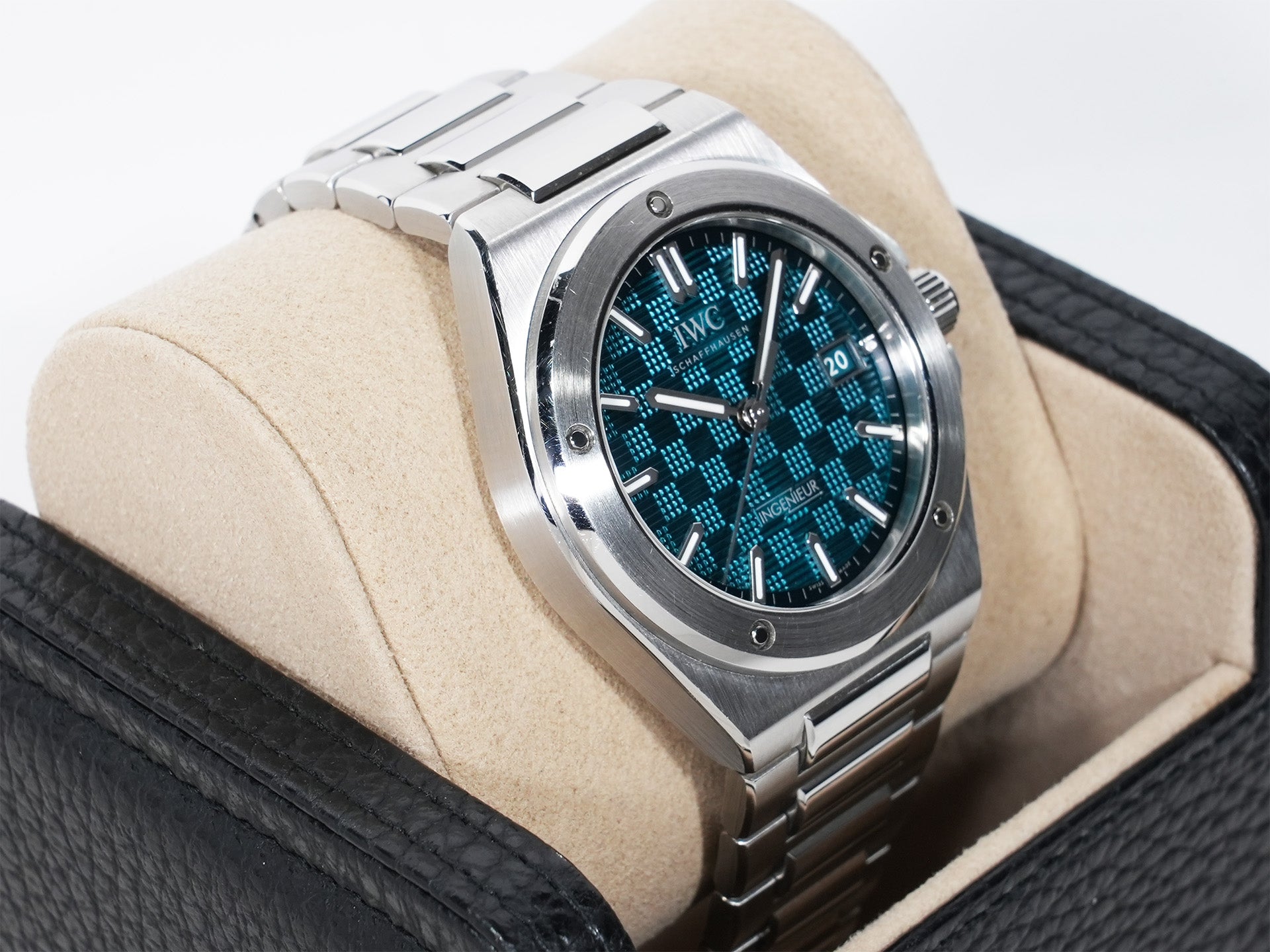IWC インヂュニア オートマティック 40 Ref.IW328903 ステンレススチール グリーン文字盤 中古 tvs7ec55
