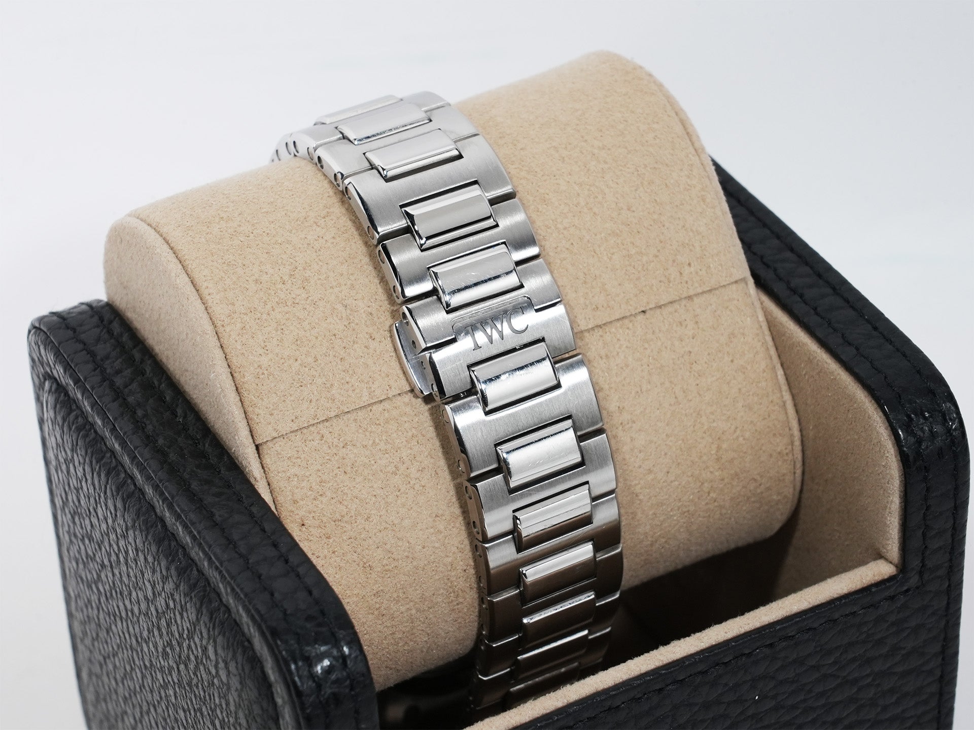 IWC インヂュニア オートマティック 40 Ref.IW328903 ステンレススチール グリーン文字盤 中古 tvs7ec55