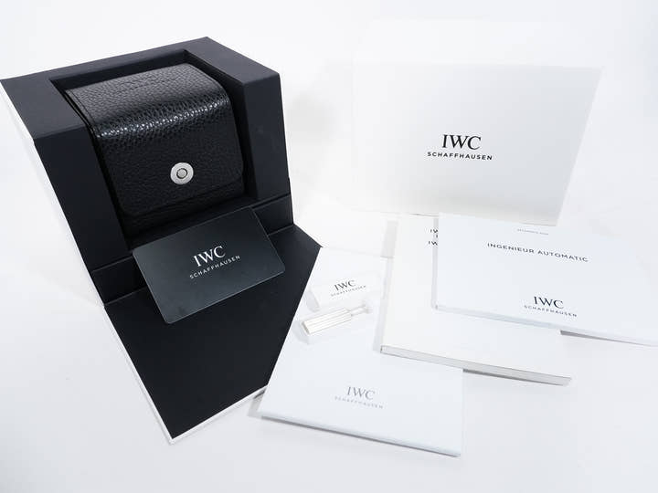 IWC インヂュニア オートマティック 40 Ref.IW328903 ステンレススチール グリーン文字盤 中古 tvs7ec55
