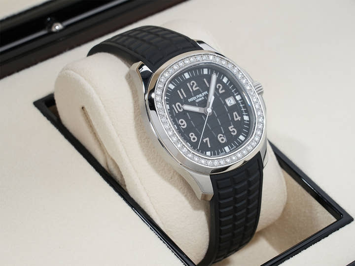 パテックフィリップ アクアノート Ref.5267/200A-001 ステンレススチール ブラック文字盤 美品 x6nx3spq