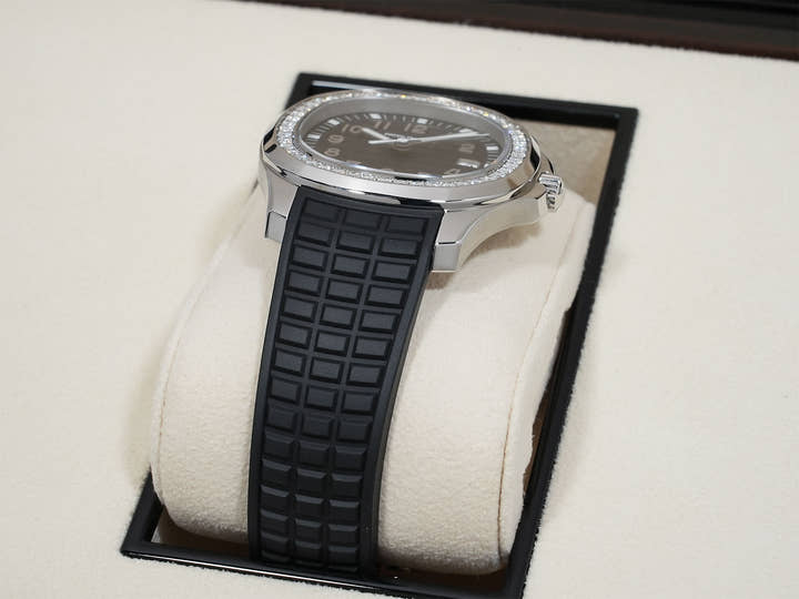 パテックフィリップ アクアノート Ref.5267/200A-001 ステンレススチール ブラック文字盤 美品 x6nx3spq
