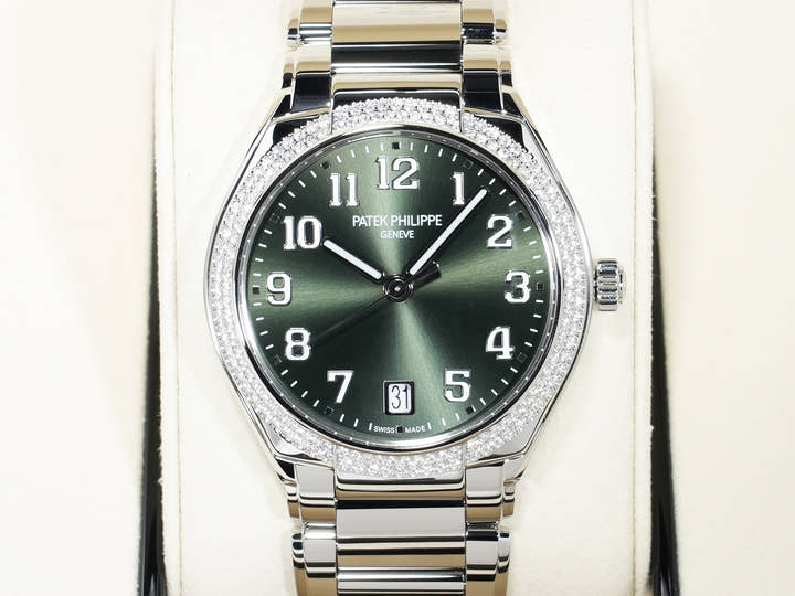 パテックフィリップ Twenty-4 Ref.7300/1200A-011 ステンレススチール オリーブグリーン ソレイユ文字盤 未使用 hxqqg7kz
