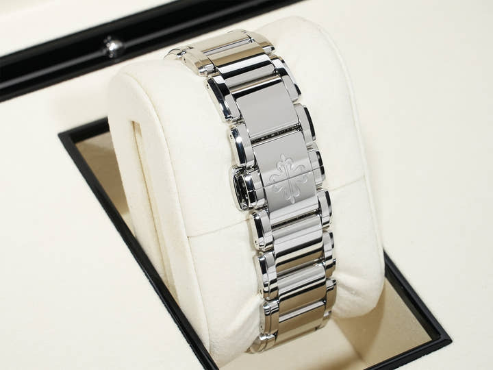 パテックフィリップ Twenty-4 Ref.7300/1200A-011 ステンレススチール オリーブグリーン ソレイユ文字盤 未使用 hxqqg7kz