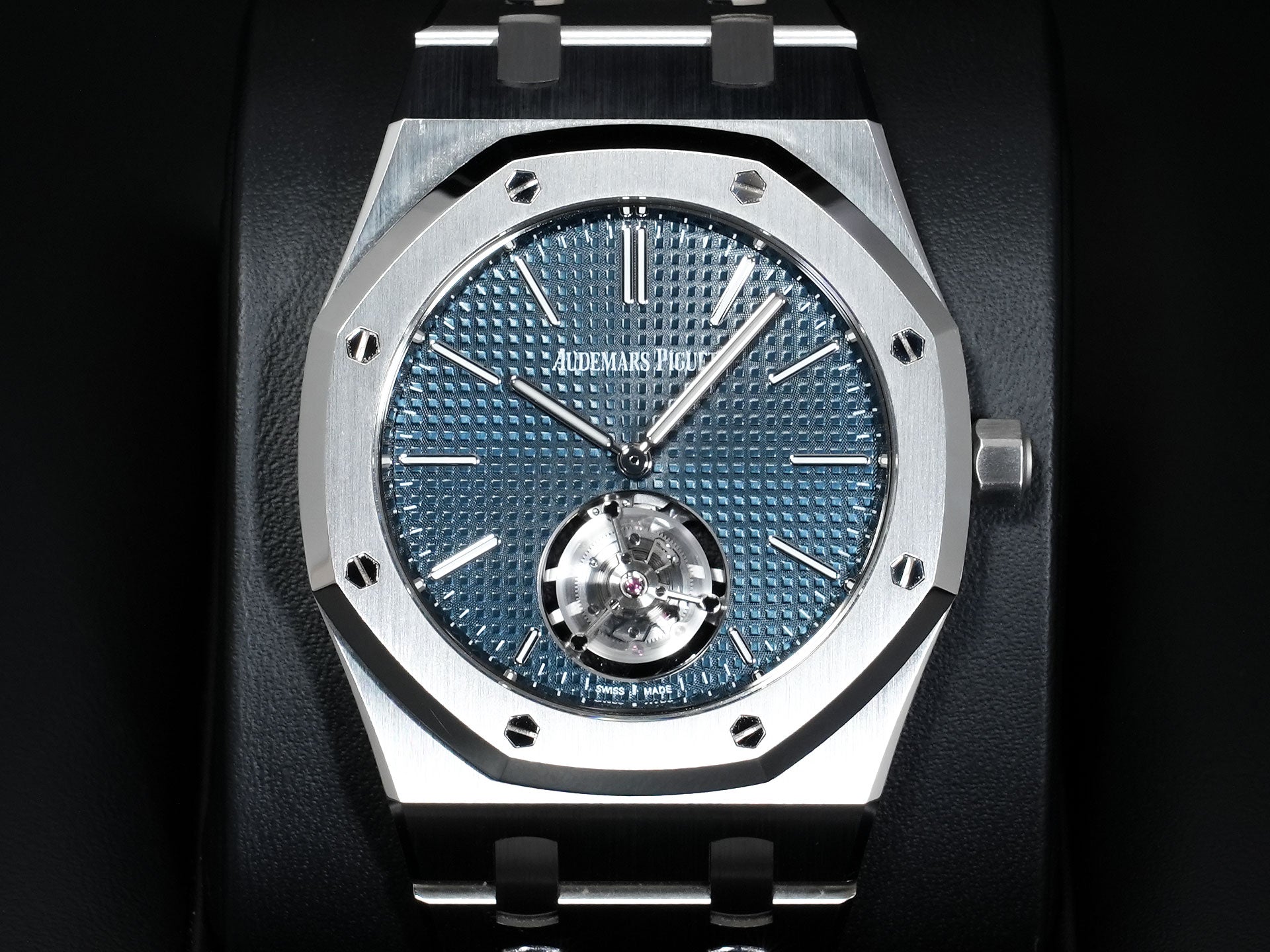 オーデマピゲ ロイヤルオーク フライング トゥールビヨン エクストラ シン (RD#3) Ref.26670ST.OO.1240ST.02 ステンレススチール ブルー文字盤 美品 yc6r4bm2