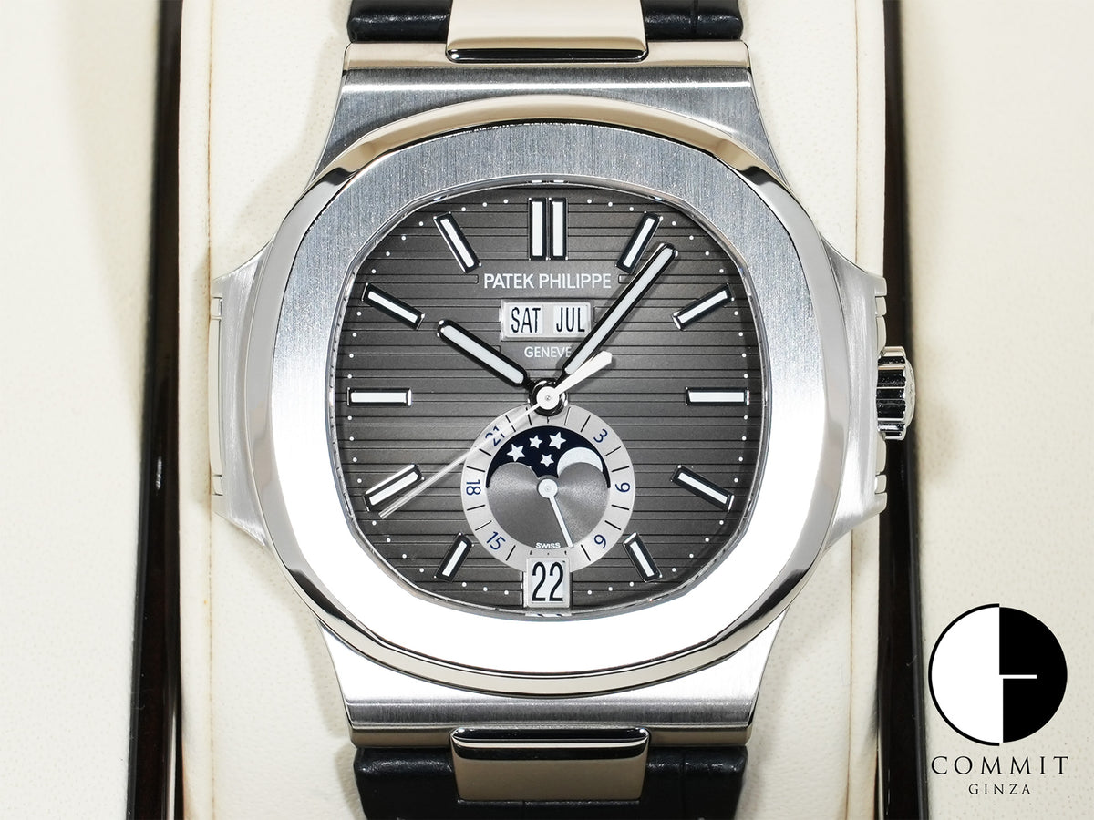 Patek Philippe Nautilus Annual Calendar Moon Phase Ref. 5726A-001 Stainless Steel Black Dial Excellent Used Condition puwb9nxz