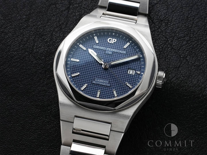 Girard-Perregaux Laureato Ref.81000-11-431-11A Stainless Steel Blue Dial Used 78zms5wi