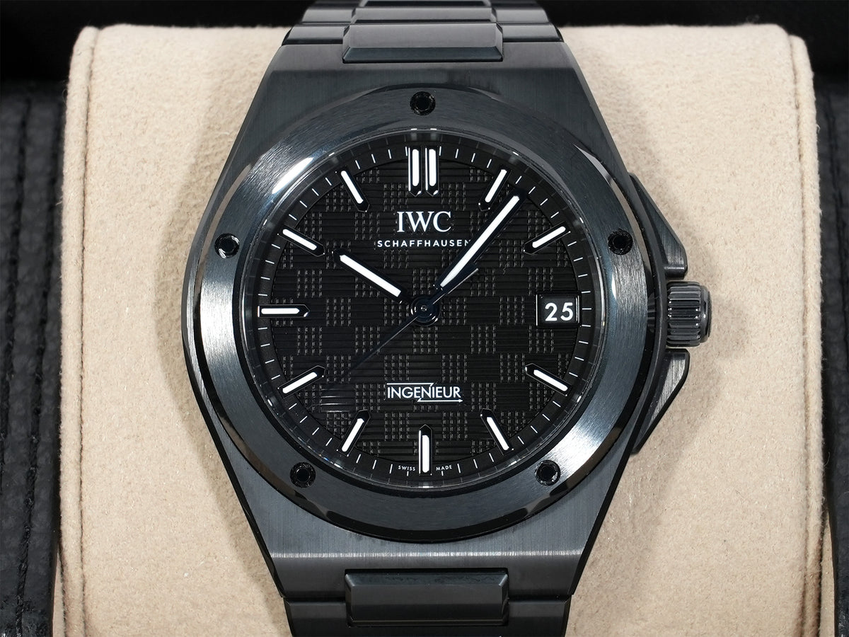 IWC インヂュニア オートマティック 42 Ref.IW338903 ブラックセラミック ブラック文字盤 未使用 tymfbrtn