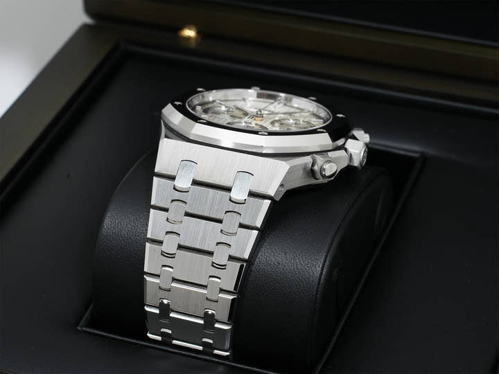 オーデマピゲ ロイヤルオーク クロノグラフ Ref.26240ST.OO.1320ST.07 ステンレススチール シルバー文字盤 美品 69nembsq