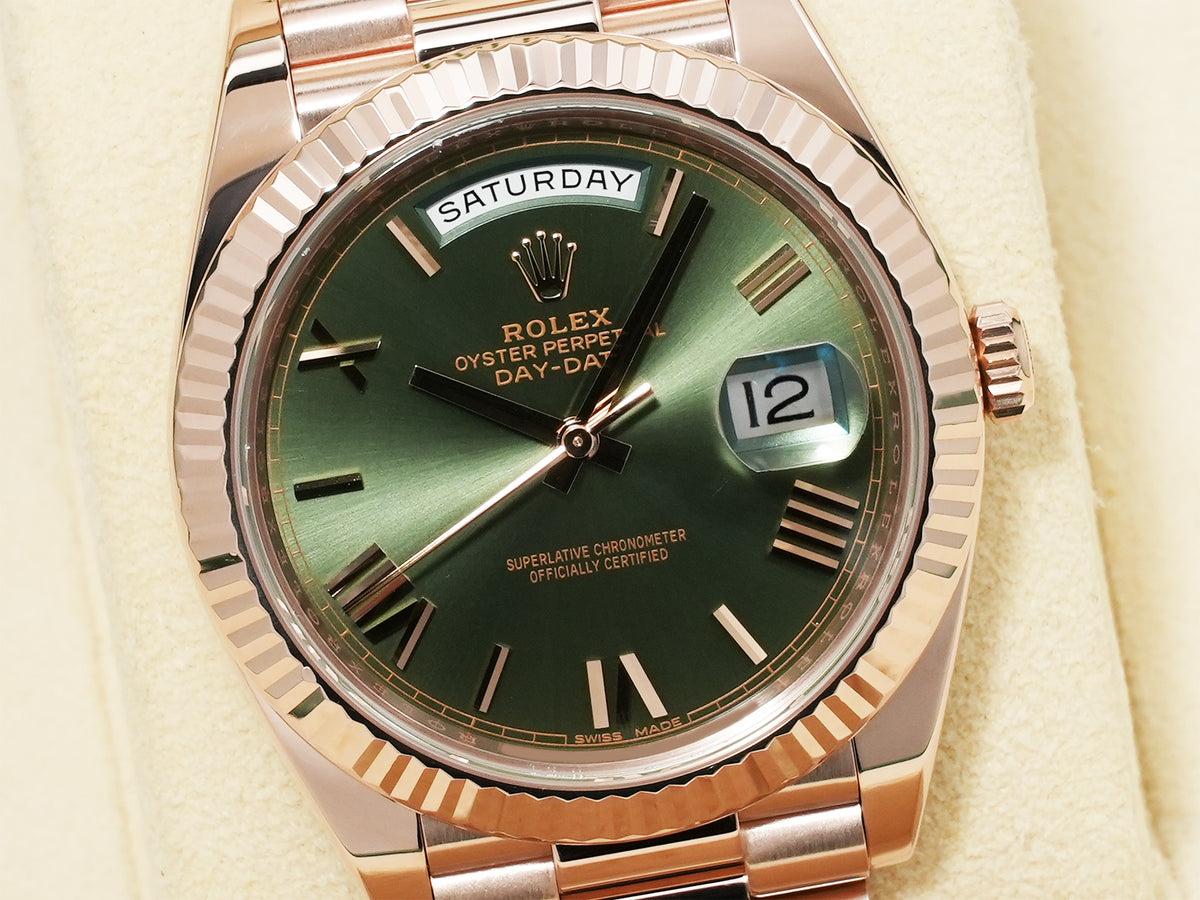 ロレックス デイデイト40 Ref.228235 エバーローズゴールド オリーブグリーン文字盤 中古 3zfjo4qd